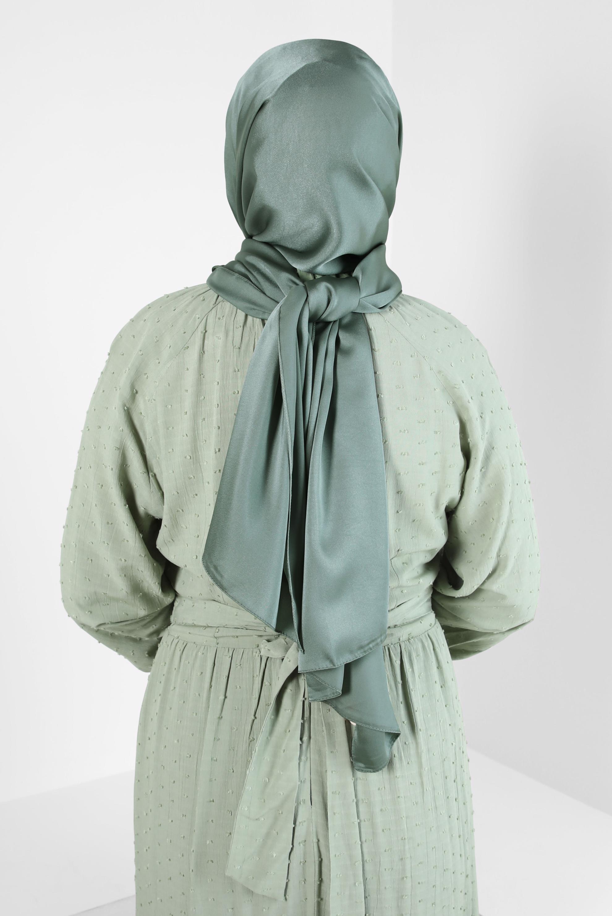 Tesettür giyim YEŞİL ALVİNA ŞAL 8401