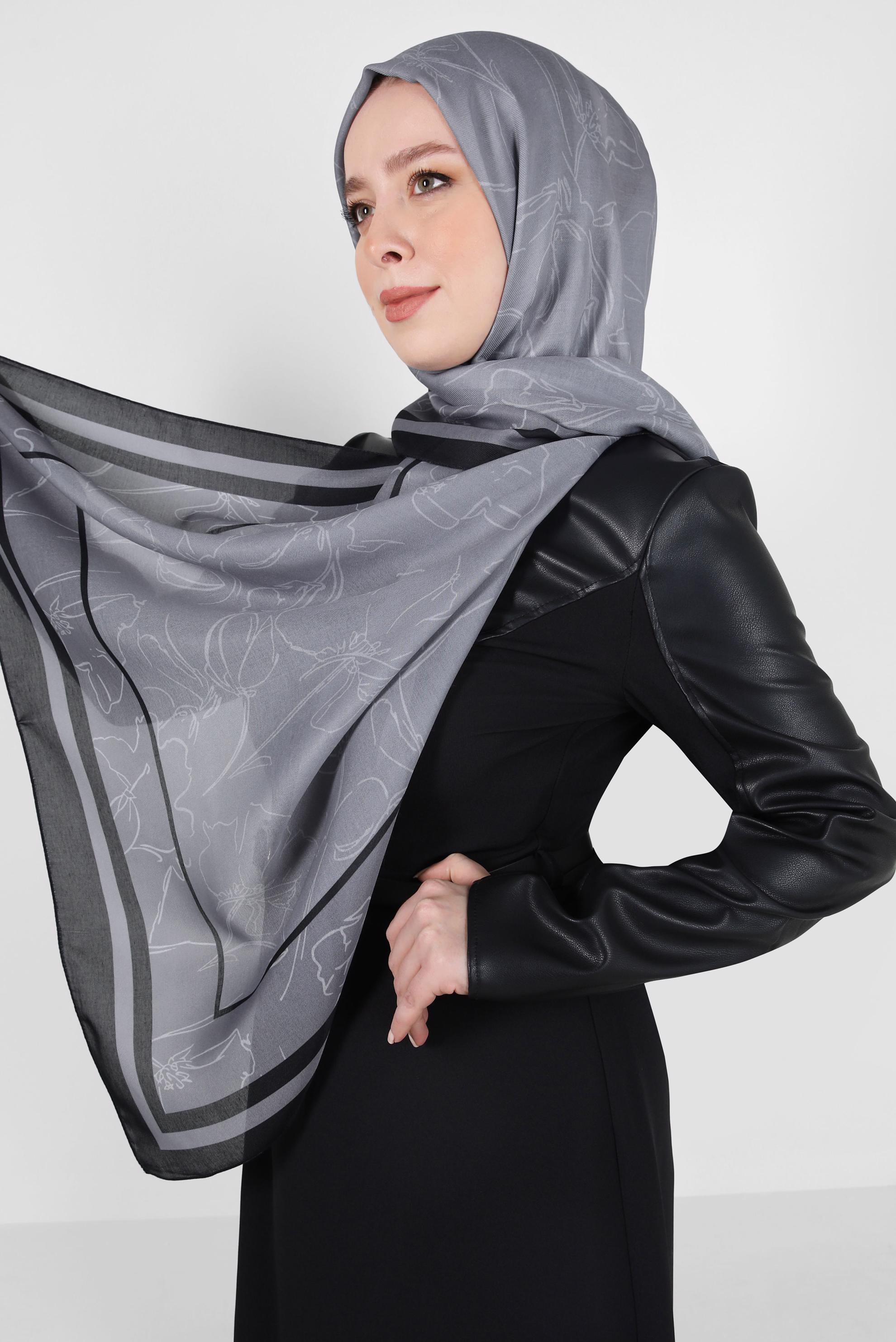 Tesettür giyim SİYAH ALVİNA ÇİÇEK DESEN SOFT ŞAL 8407