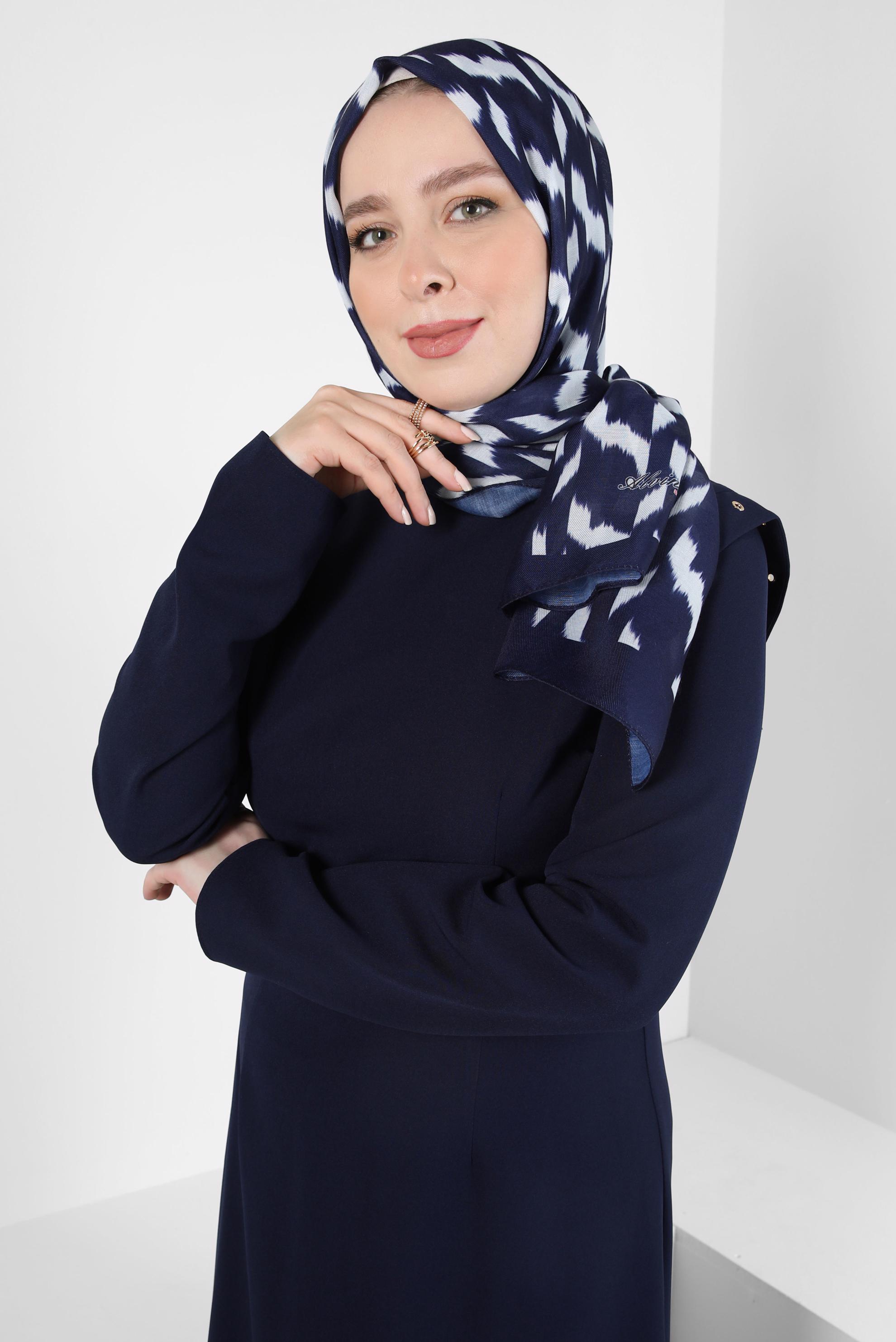 Tesettür giyim LACİVERT ALVİNA DESENLİ SOFT ŞAL 8410 