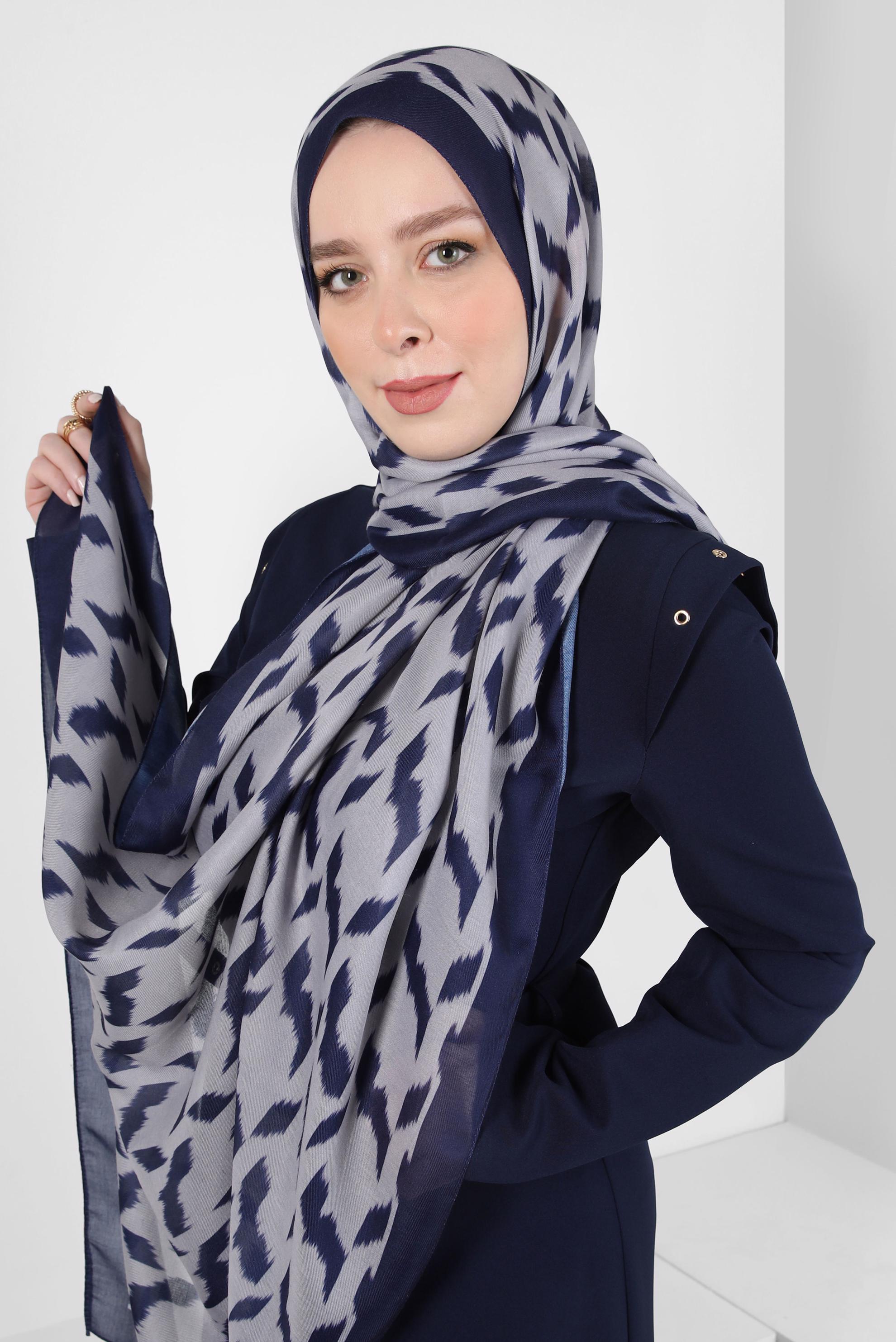 Tesettür giyim GRİ ALVİNA DESENLİ SOFT ŞAL 8410 