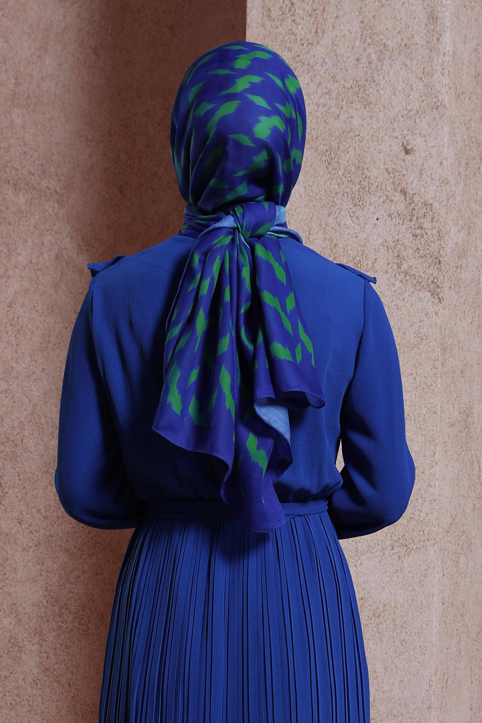 Tesettür giyim LACİVERT ALVİNA DESENLİ SOFT ŞAL 8410 