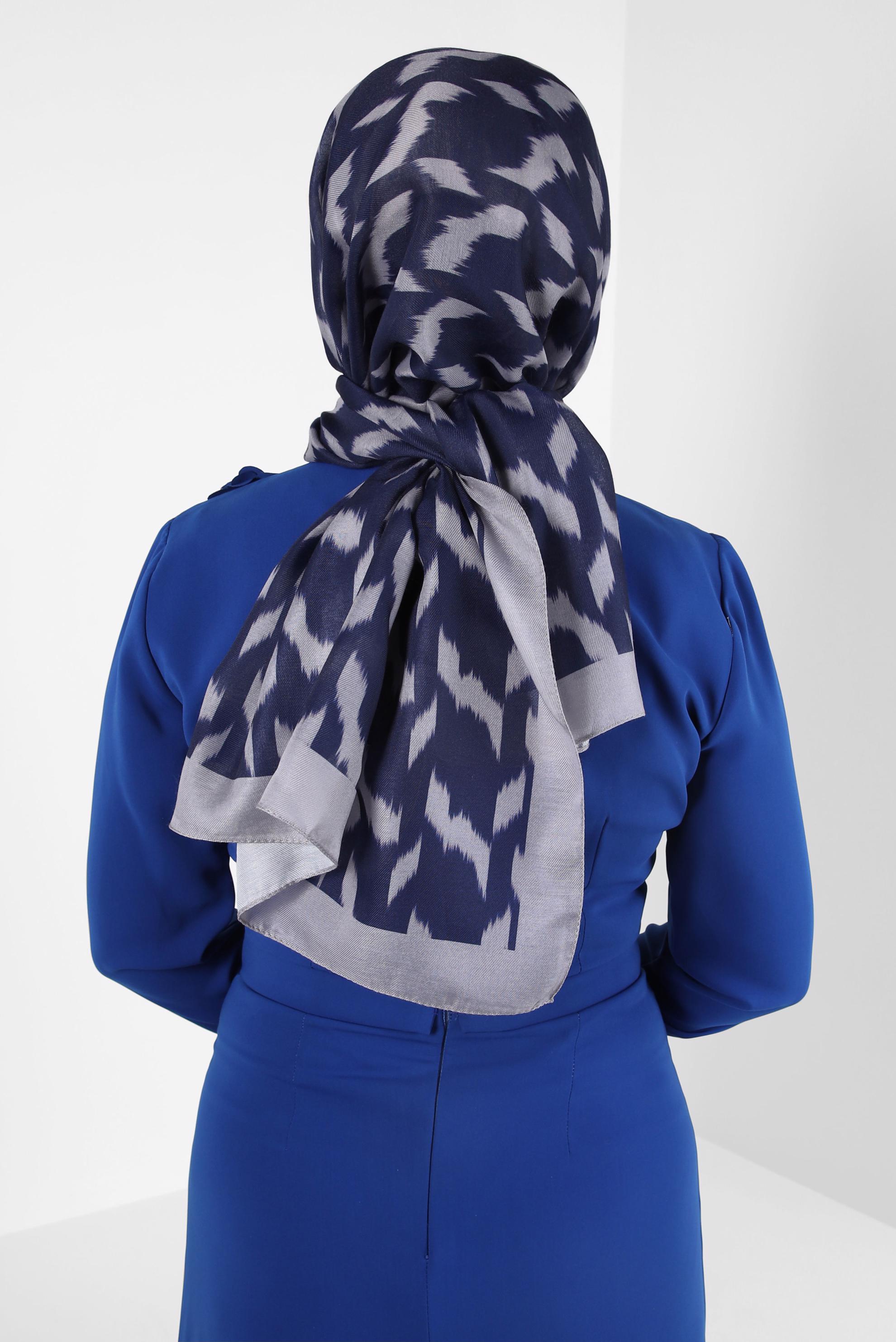 Tesettür giyim LACİVERT ALVİNA DESENLİ SOFT ŞAL 8410 