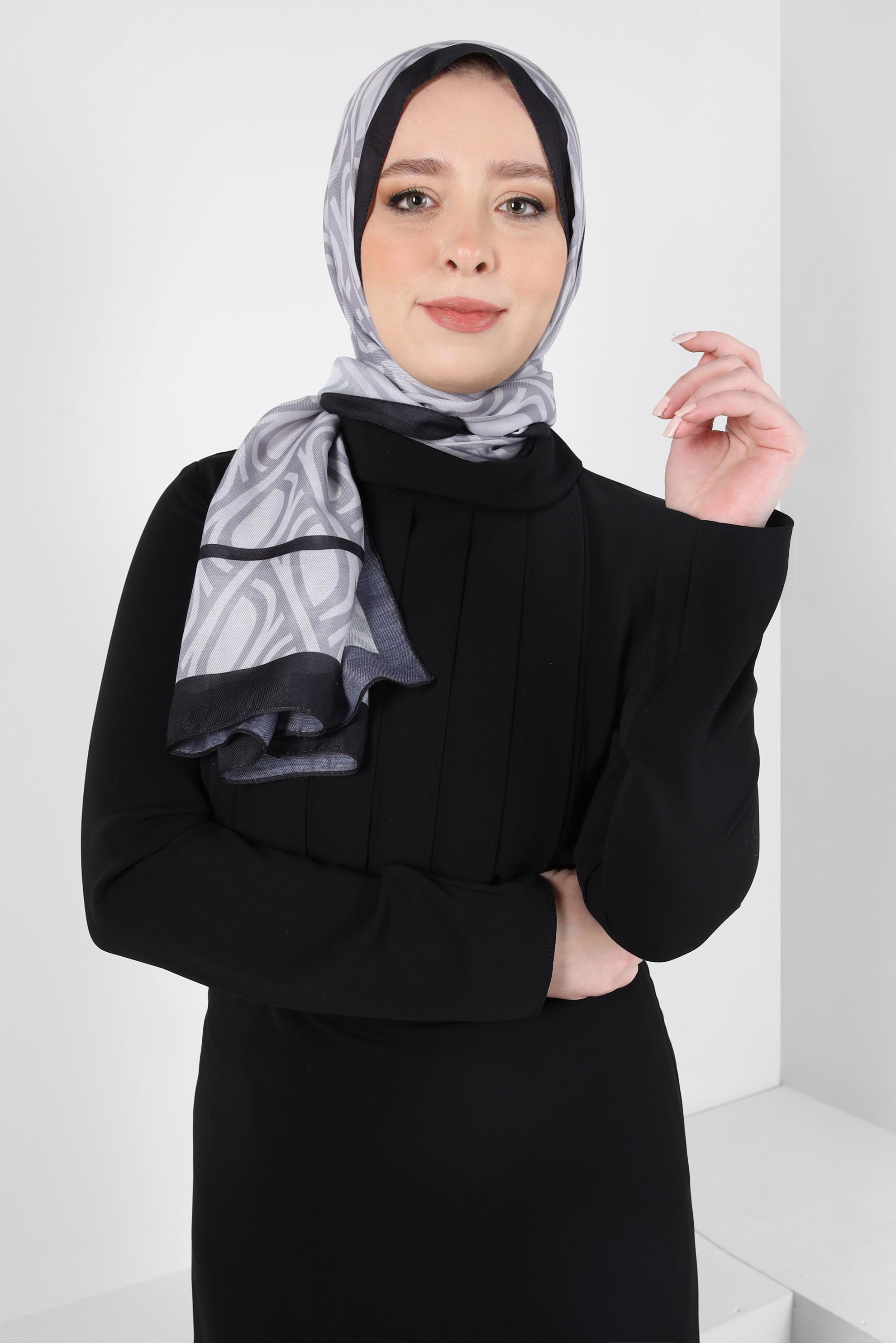 Tesettür giyim GÜMÜŞ ALVİNA DESENLİ ŞAL 8415
