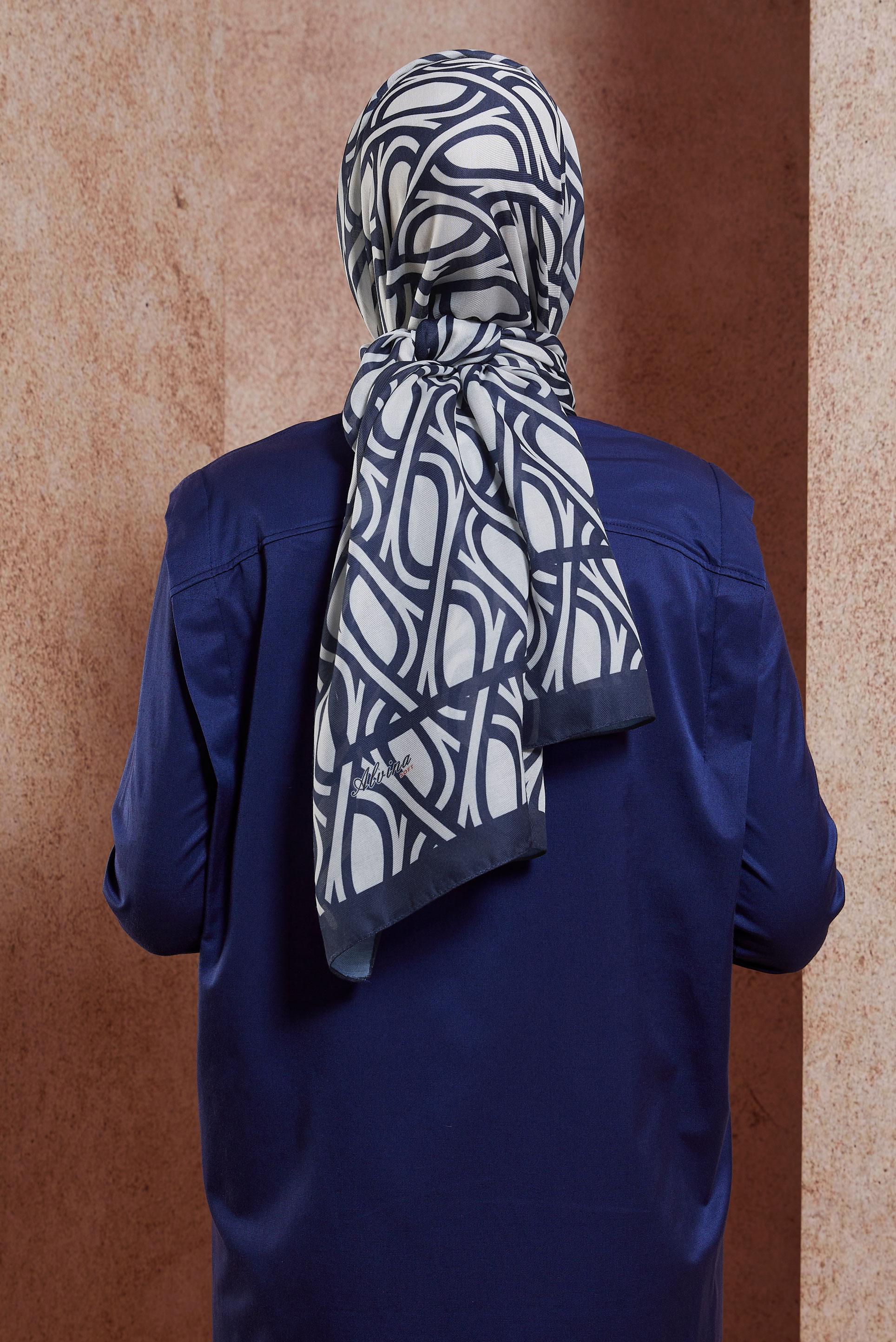 Tesettür giyim LACİVERT ALVİNA DESENLİ ŞAL 8415