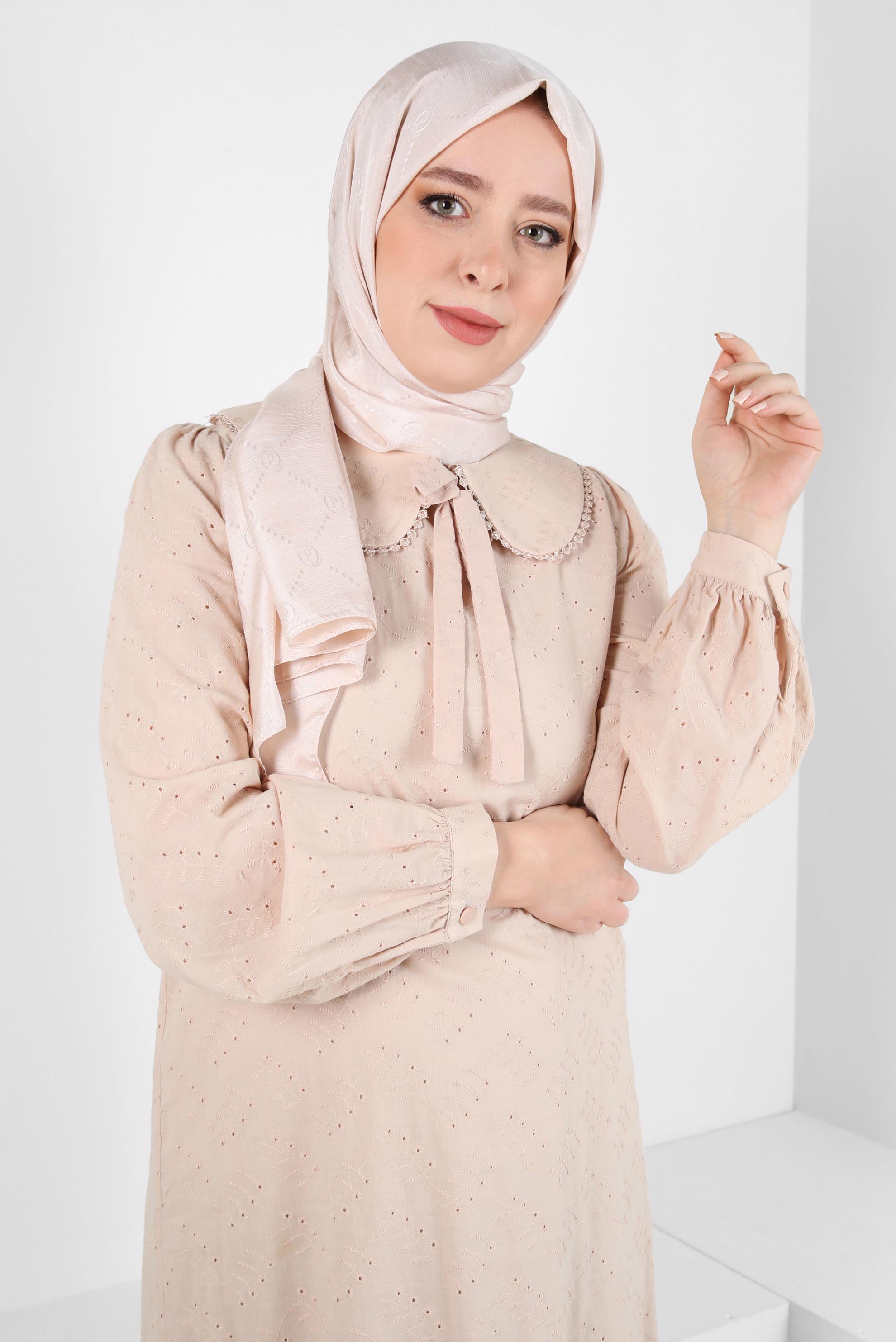 Tesettür giyim KUM ALVİNA JAKAR ŞAL 8417