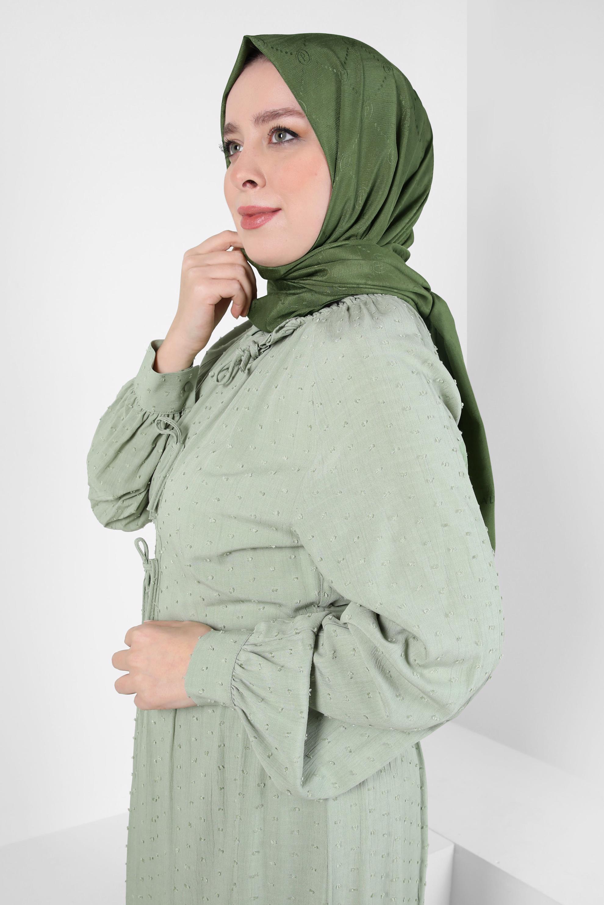 Tesettür giyim YEŞİL ALVİNA JAKAR ŞAL 8417