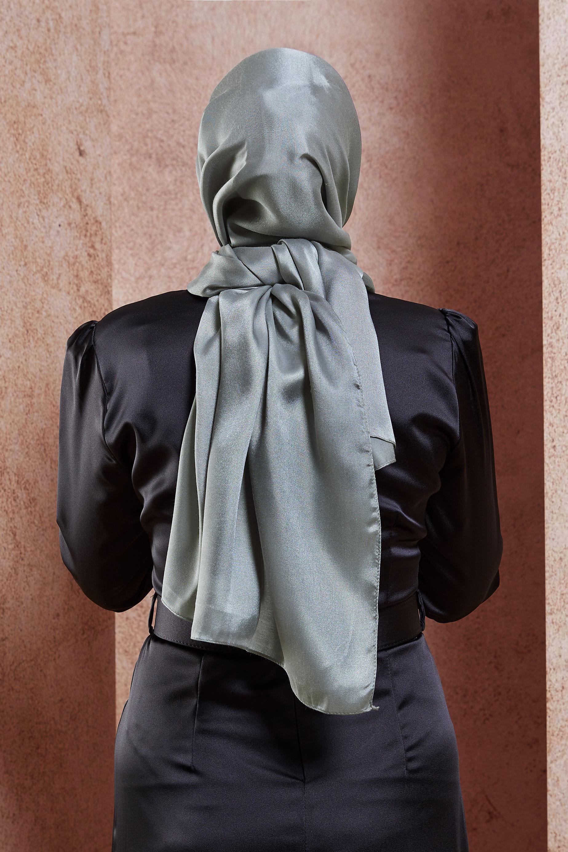 Tesettür giyim GRİ ALVİNA ABİYE ŞAL 8418