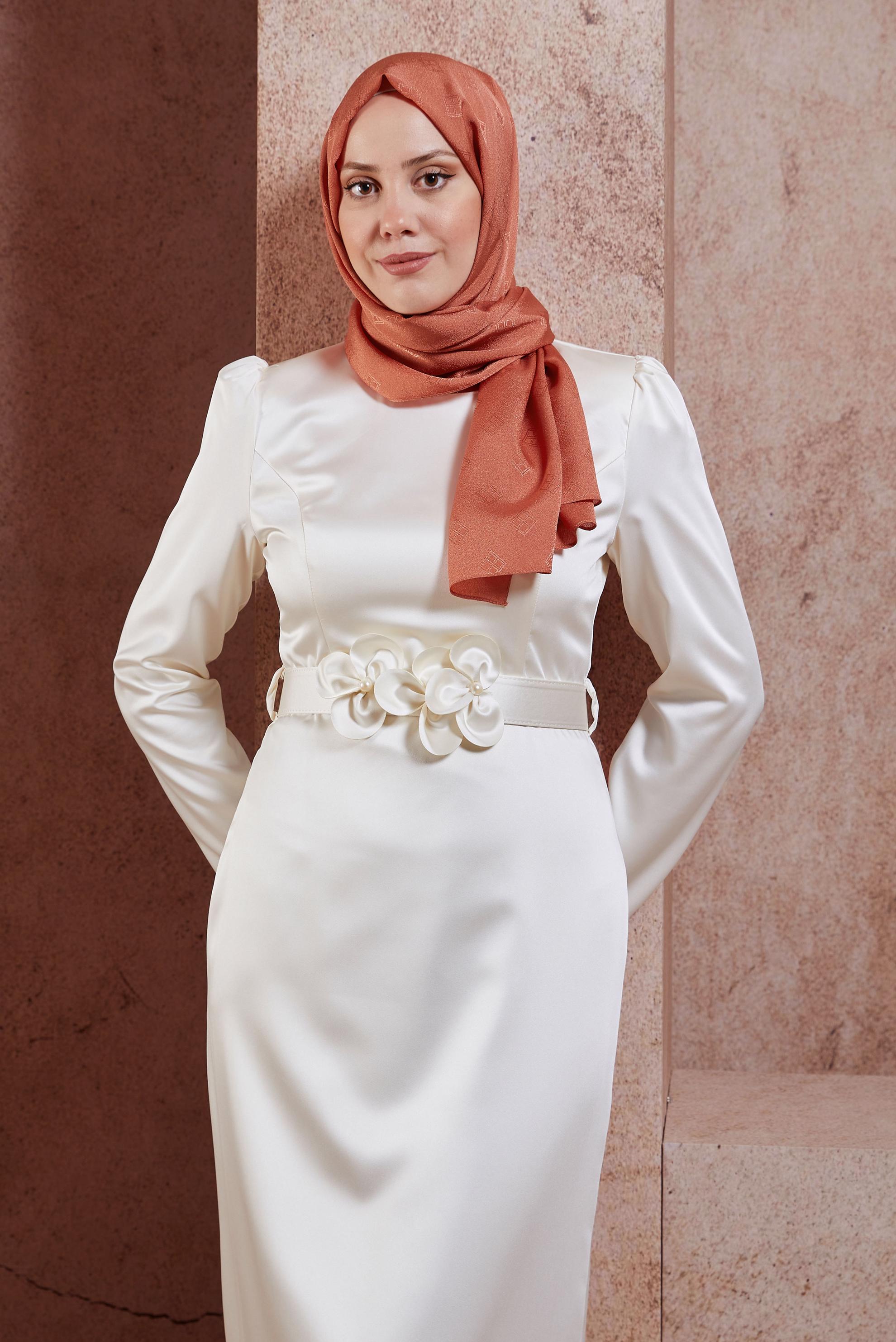 Tesettür giyim TURUNCU ALVİNA ŞAL 8419