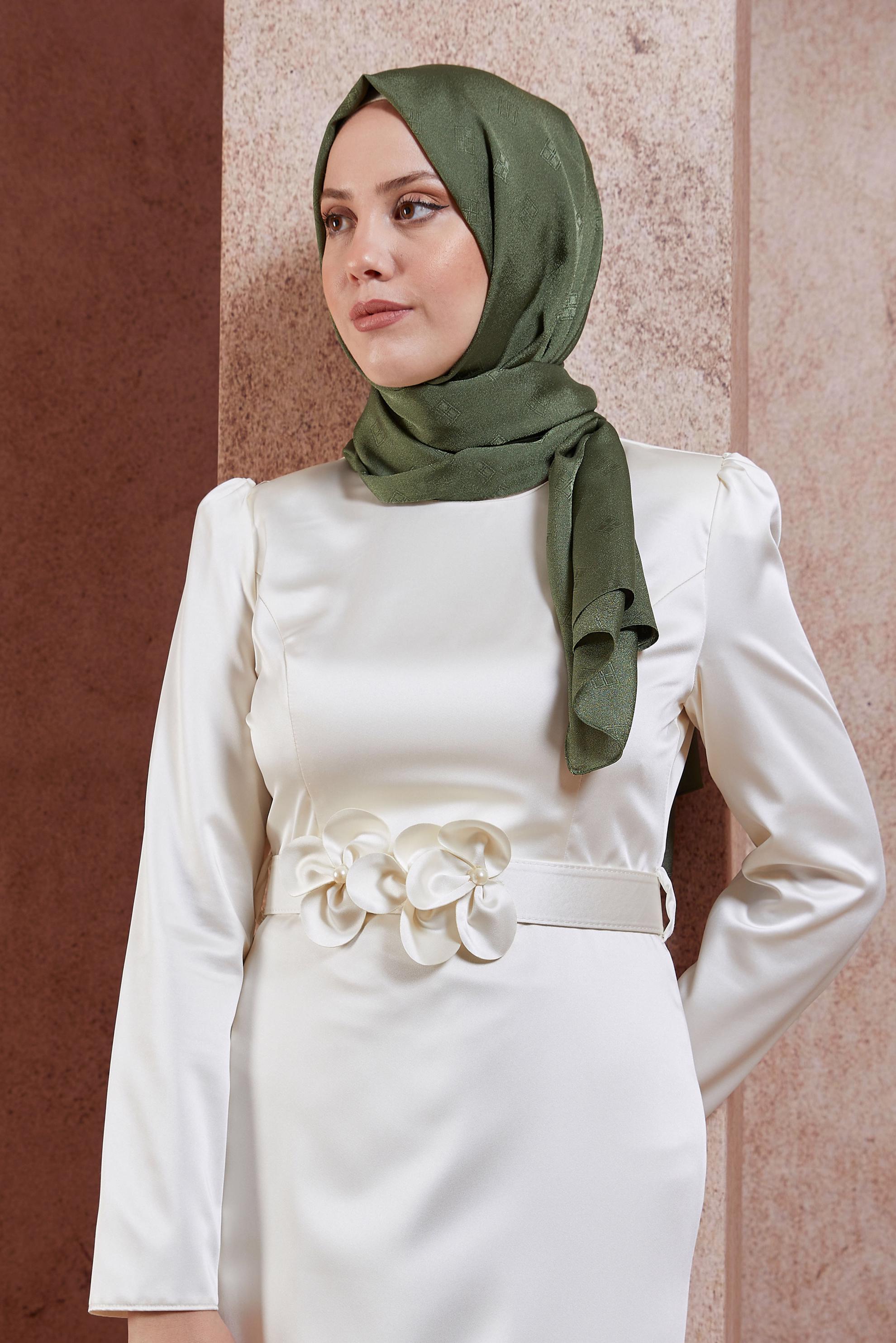 Tesettür giyim YEŞİL ALVİNA ŞAL 8419