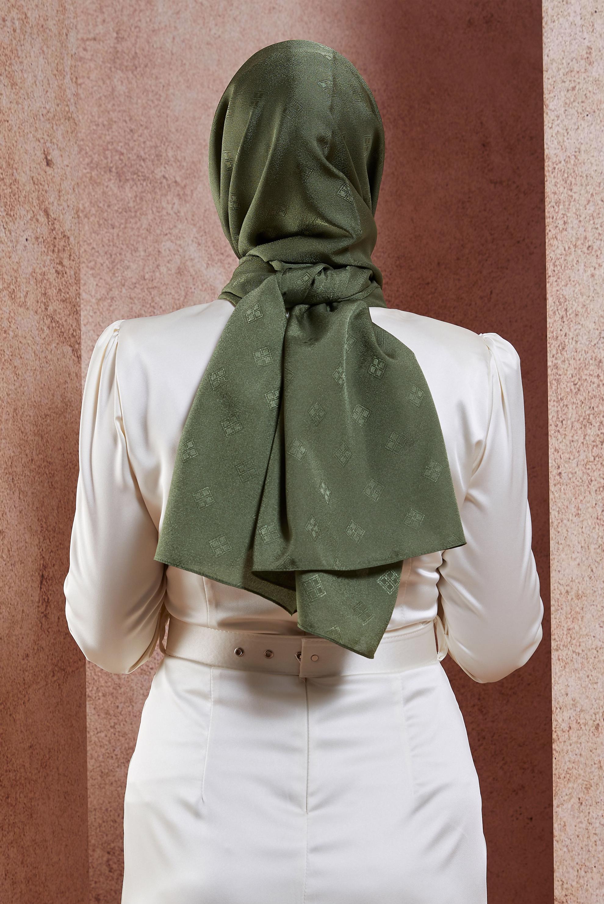 Tesettür giyim YEŞİL ALVİNA ŞAL 8419