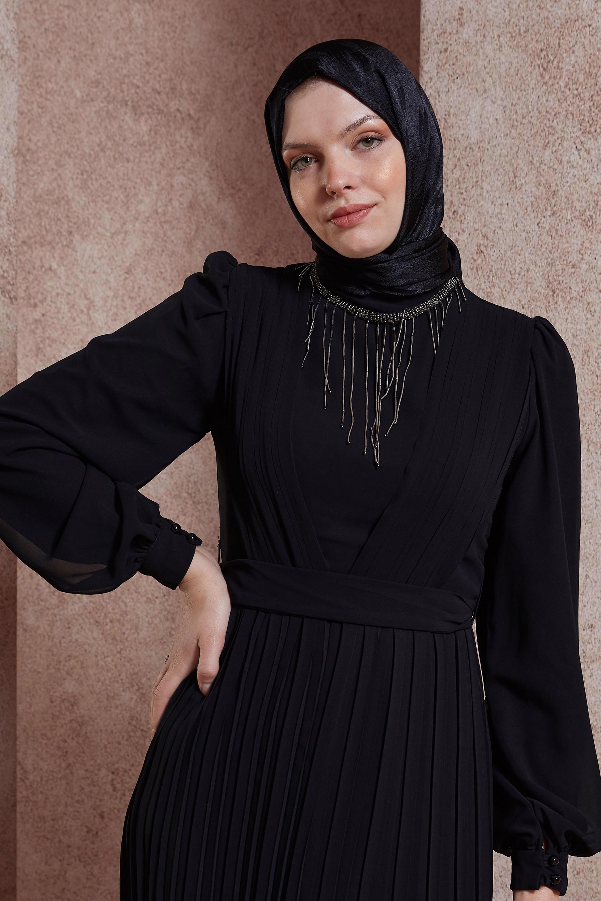 Tesettür giyim SİYAH ALVİNA ŞAL 8420 