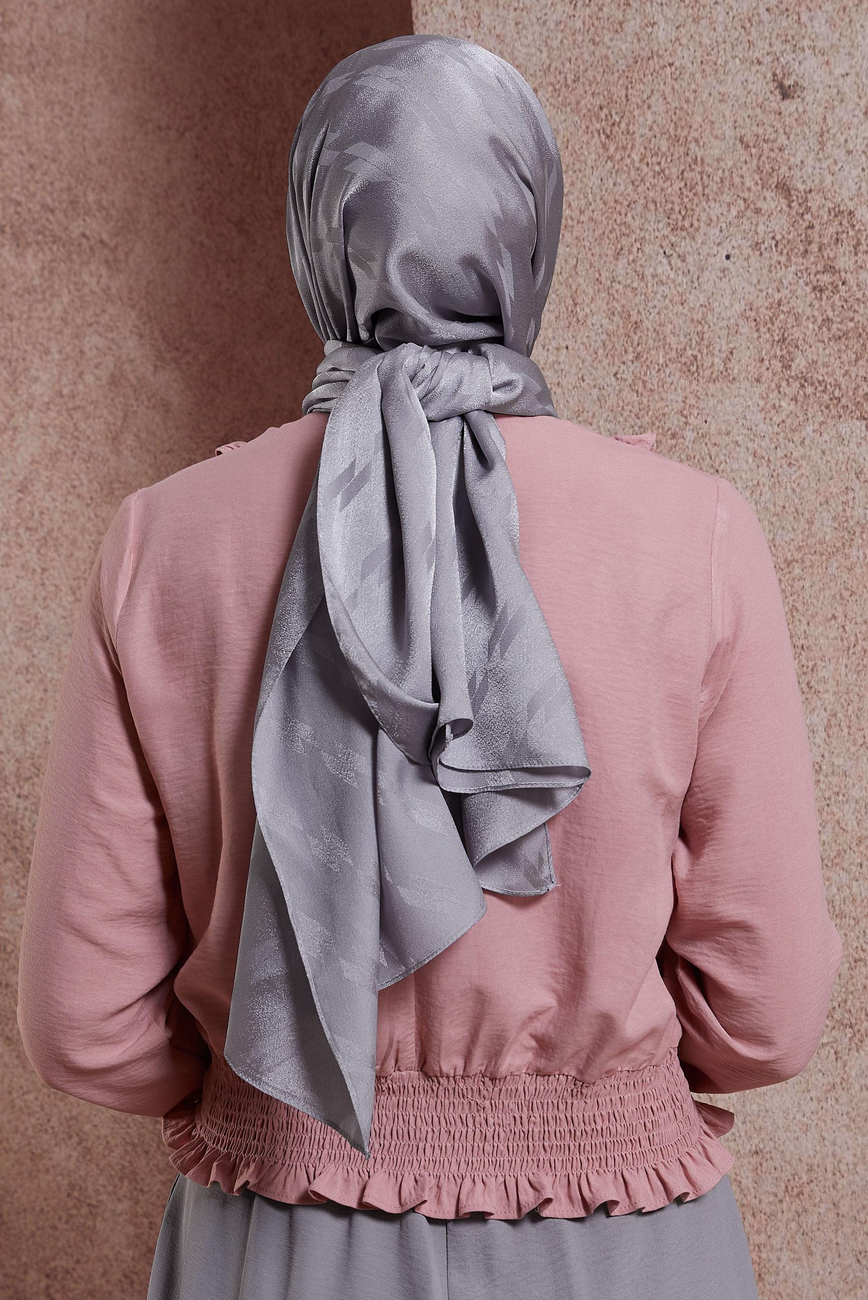 Tesettür giyim GÜMÜŞ ALVİNA ŞAL 8420 