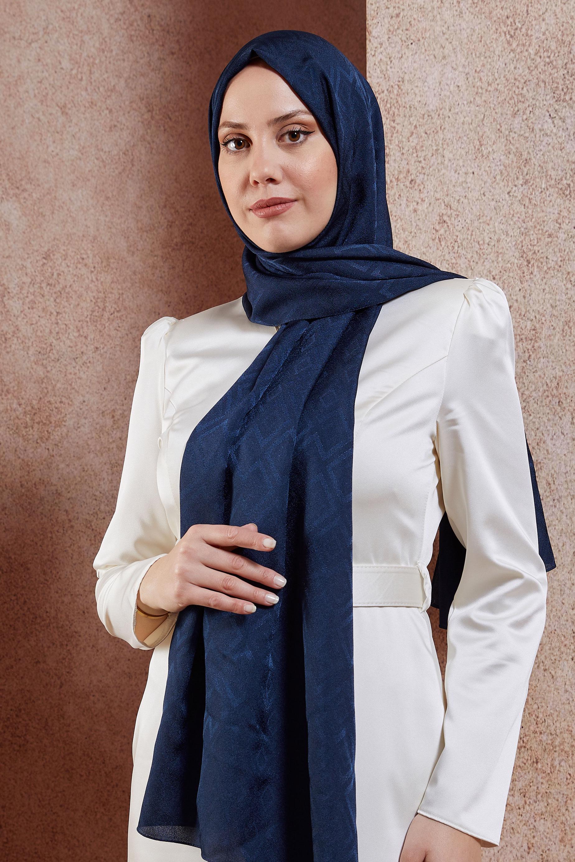 Tesettür giyim LACİVERT ALVİNA ŞAL 8421