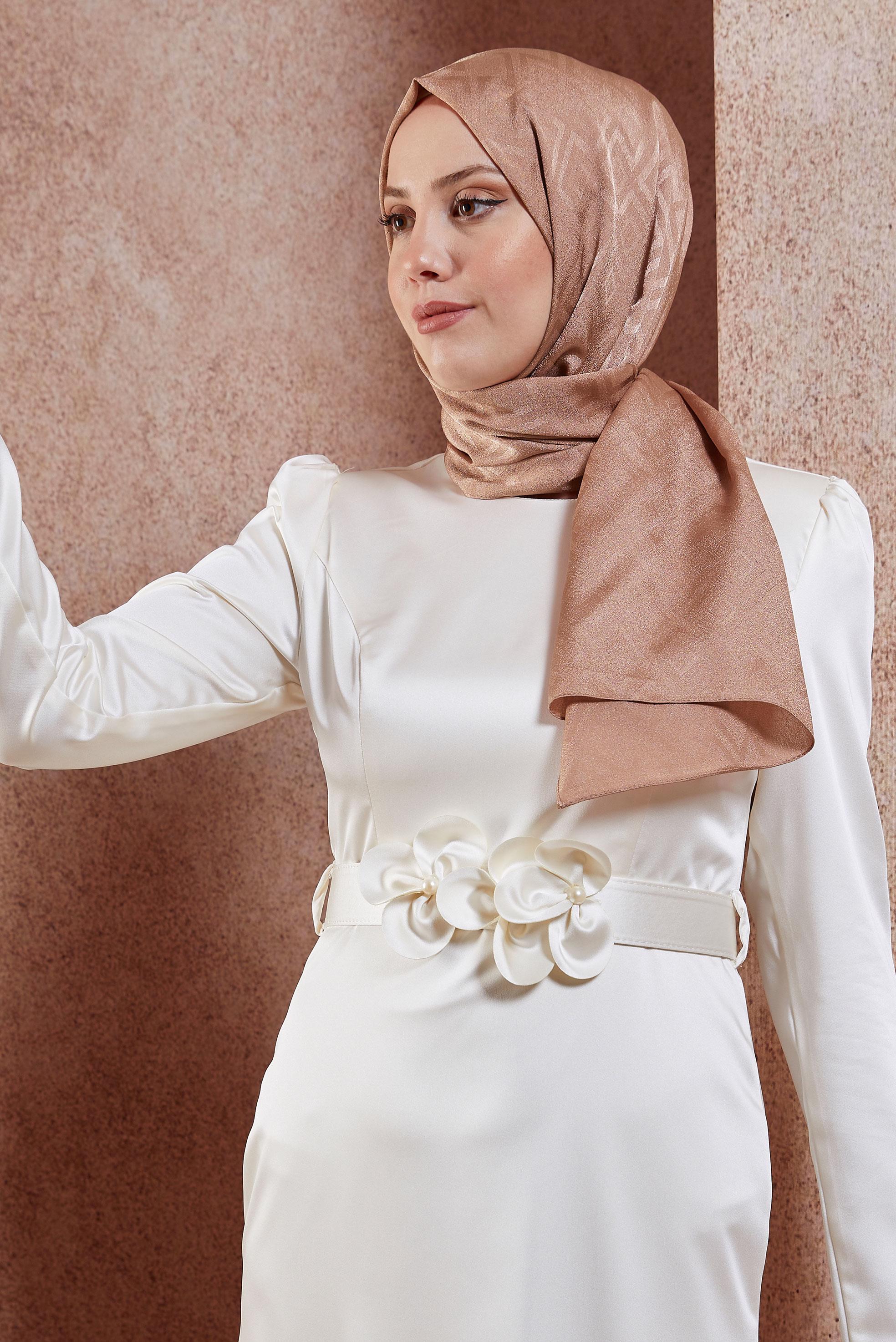 Tesettür giyim PEMBE ALVİNA ŞAL 8421