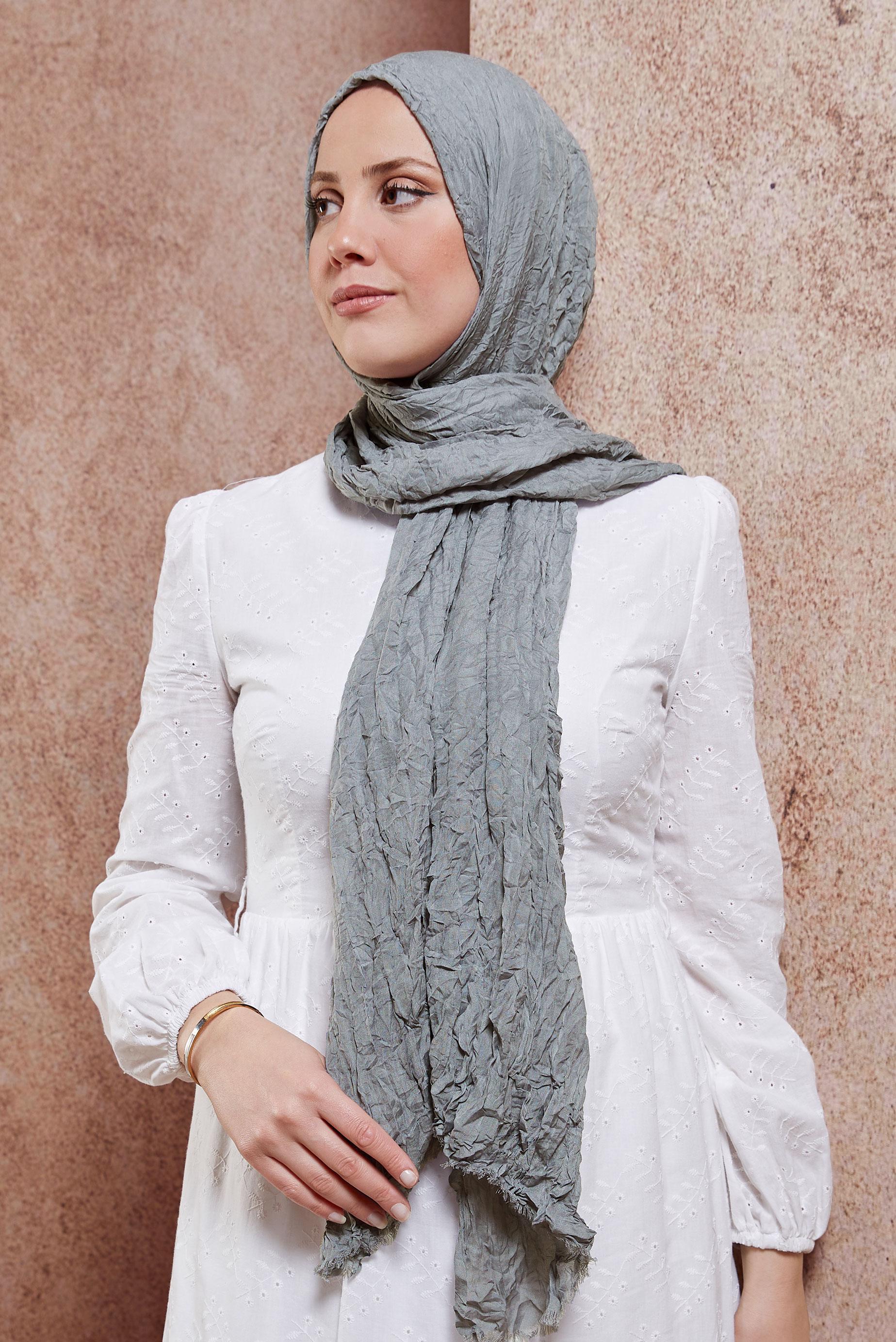 Tesettür giyim LACİVERT ALVİNA KENDİNDEN KIRIŞIK ŞAL 8423