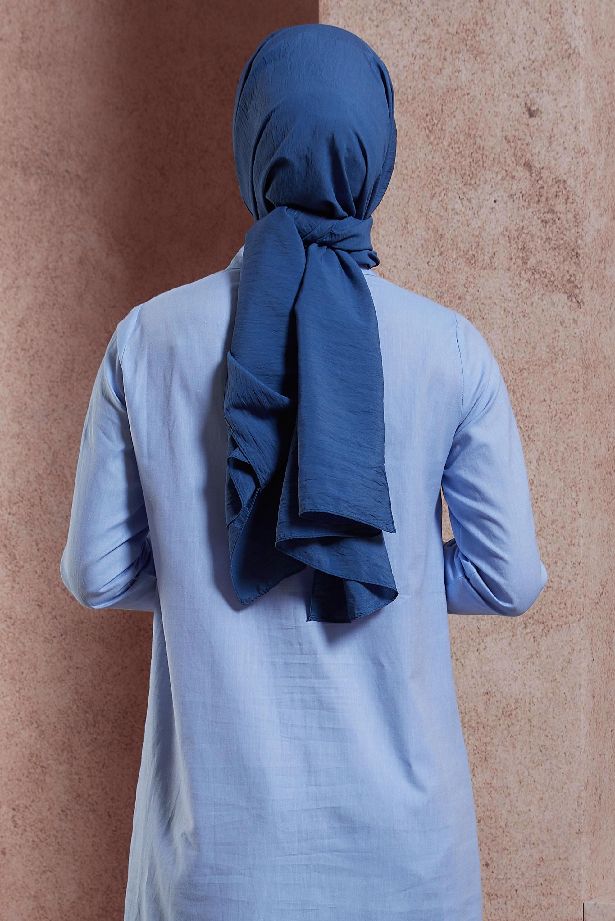 Tesettür giyim MAVİ ALVİNA DÜZ ŞAL 8428