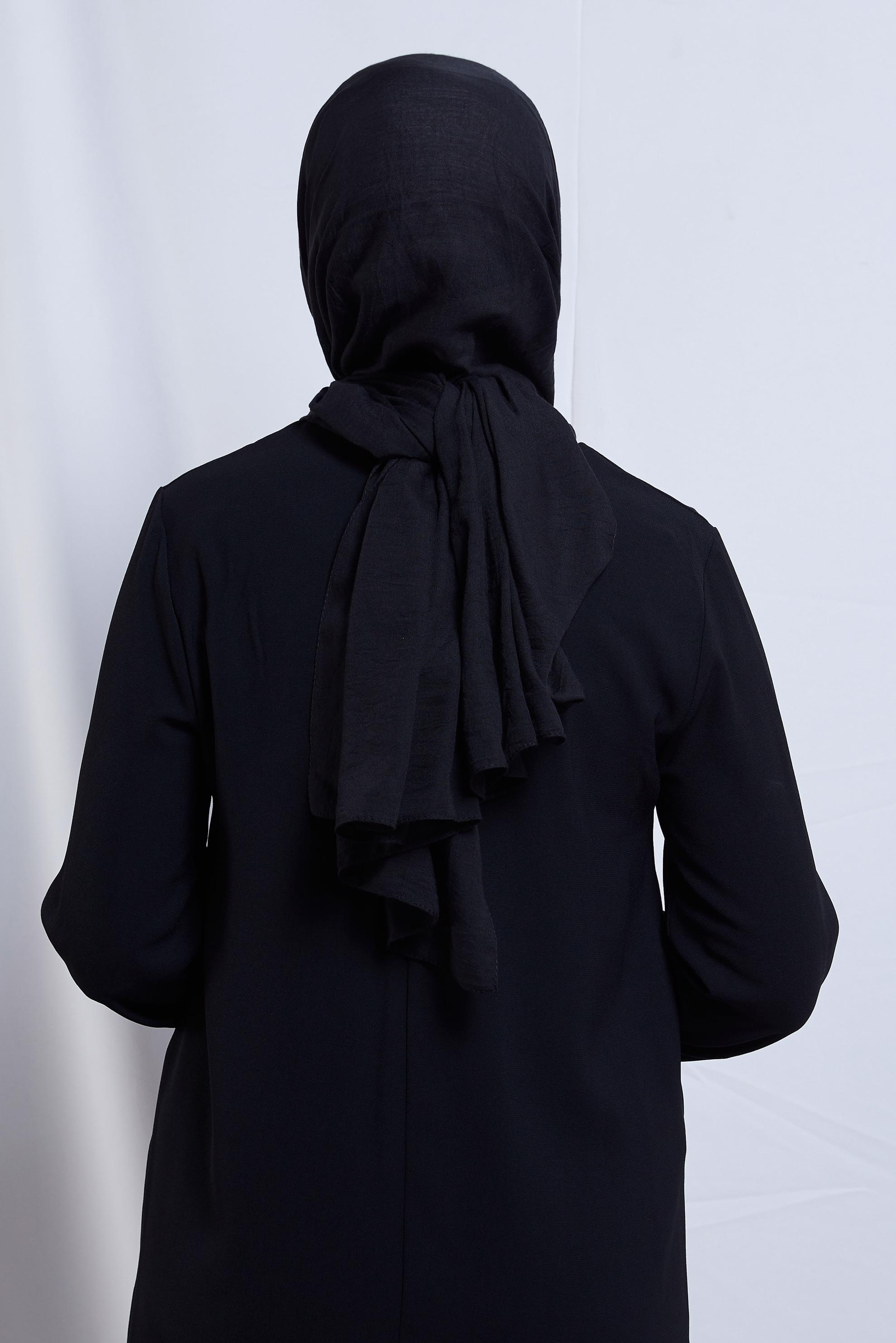 Tesettür giyim SİYAH ALVİNA ŞAL 8436