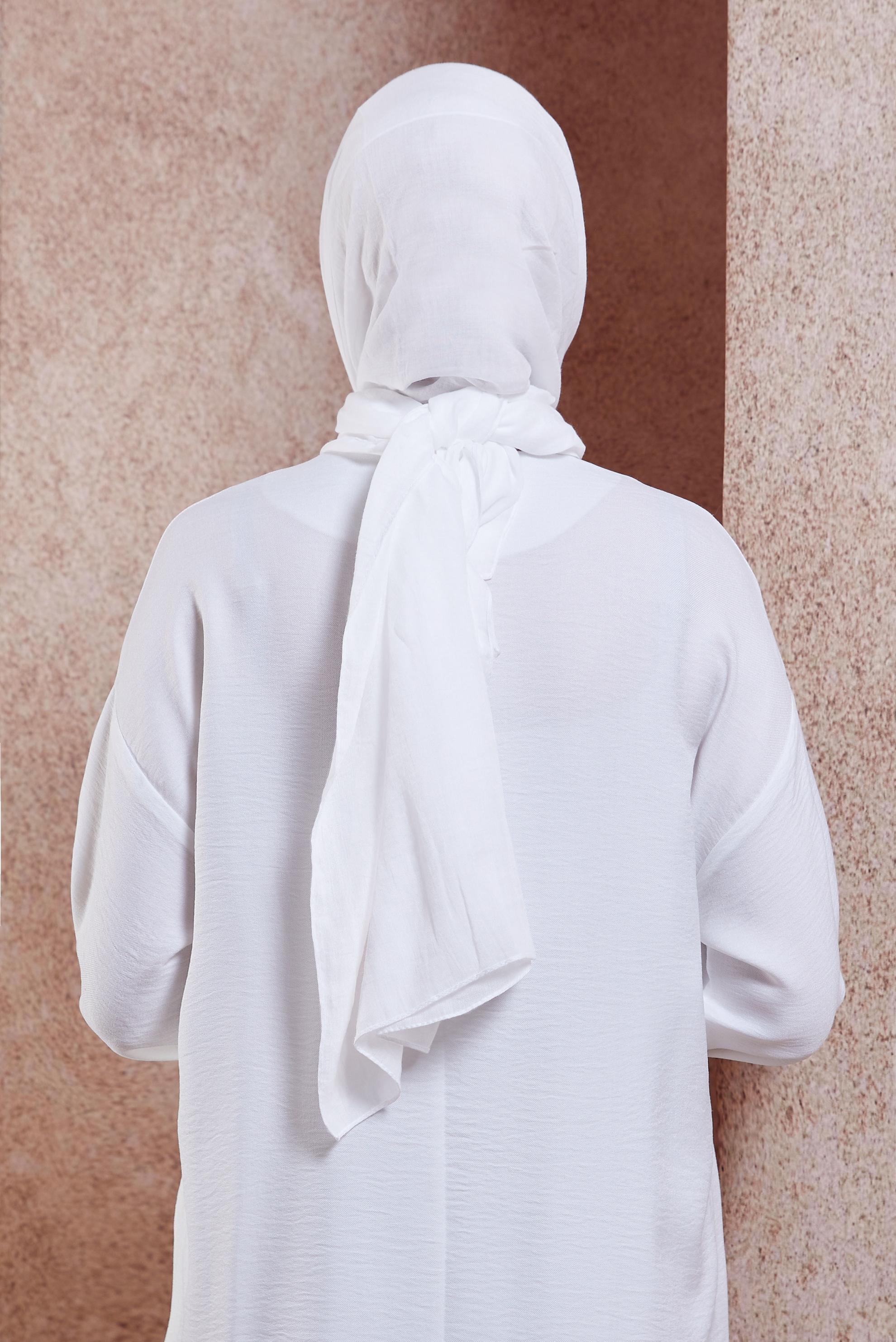 Tesettür giyim BEYAZ ALVİNA ŞAL 8436