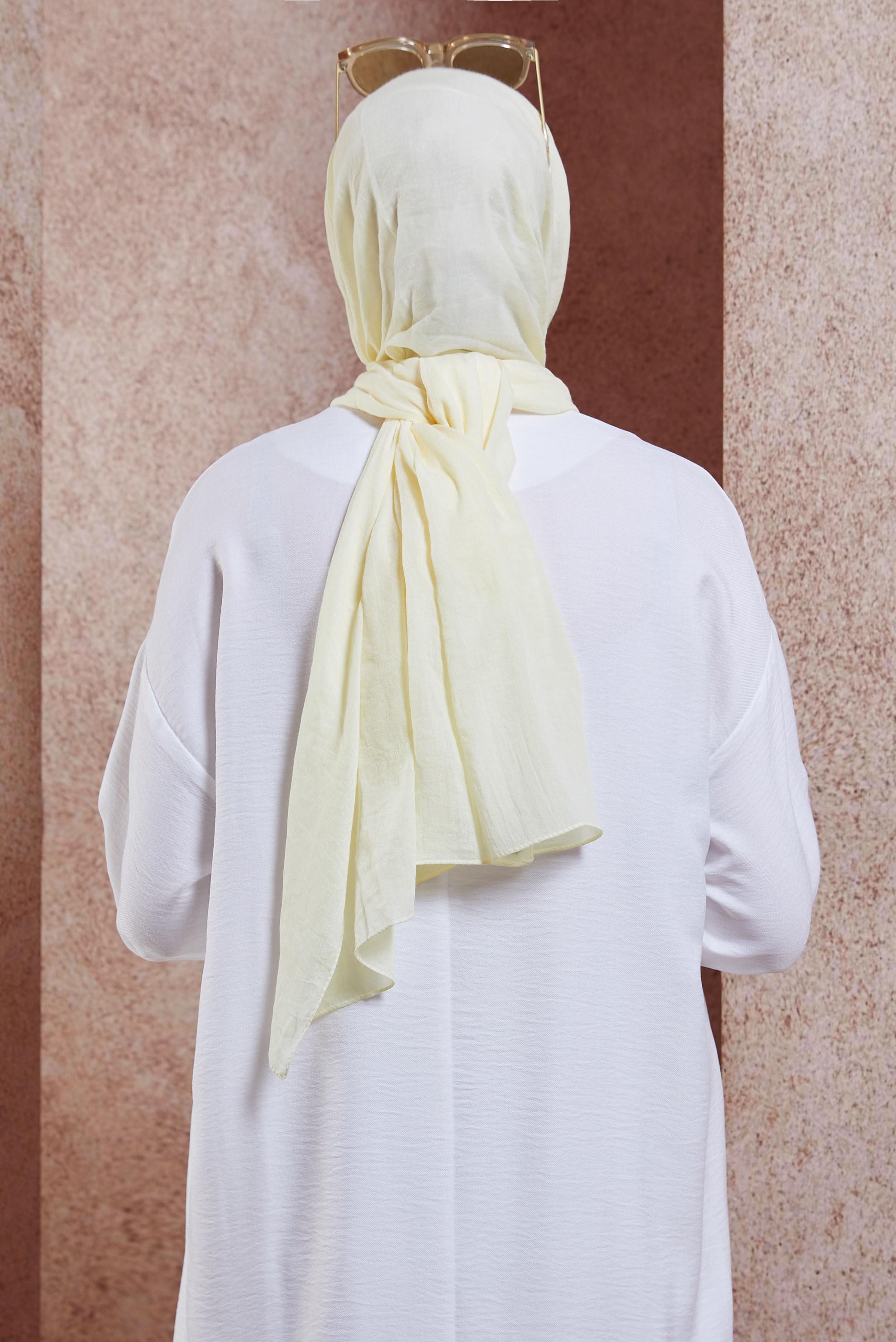 Tesettür giyim EKRU ALVİNA ŞAL 8436