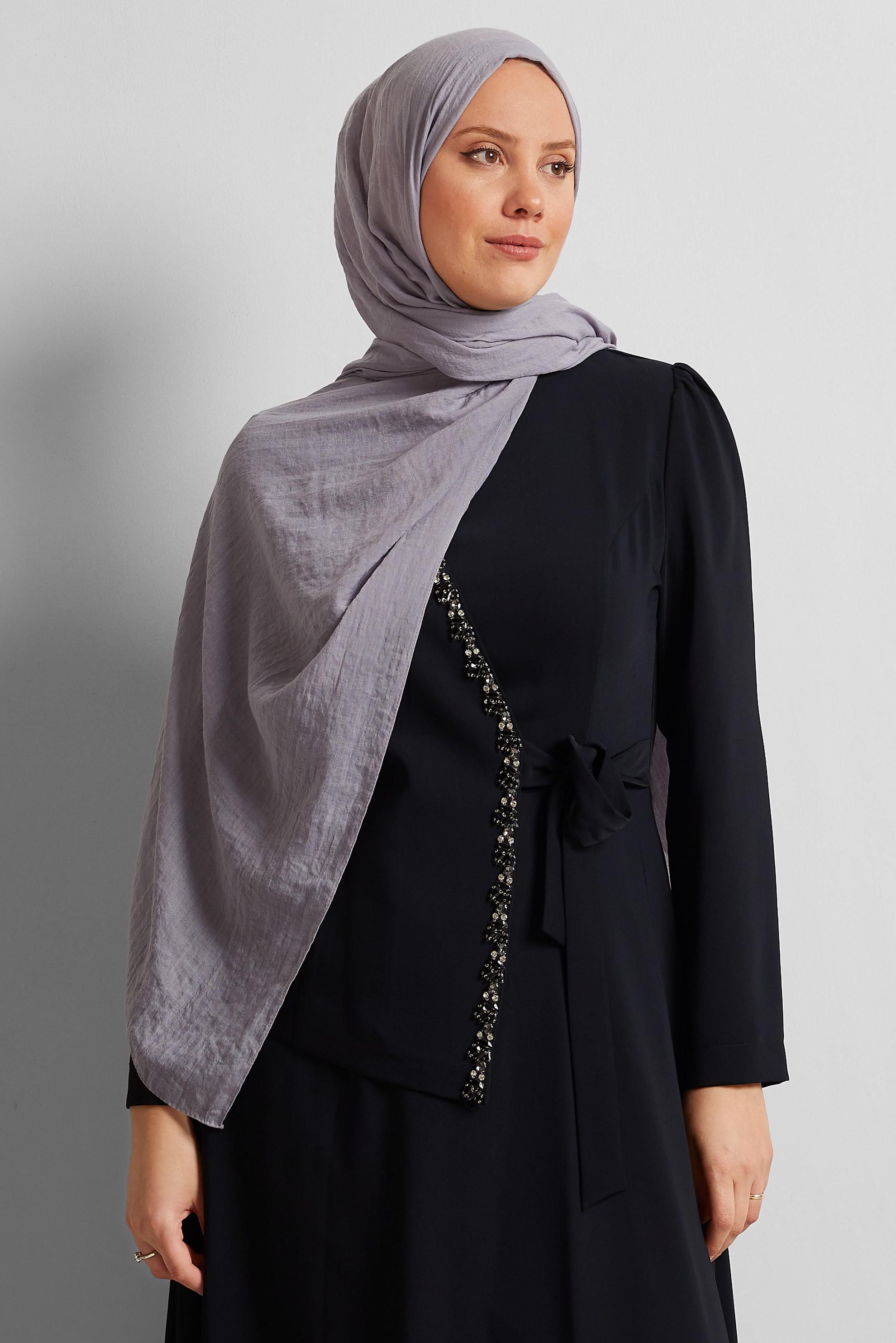 Tesettür giyim GÜMÜŞ ALVİNA ŞAL 8436