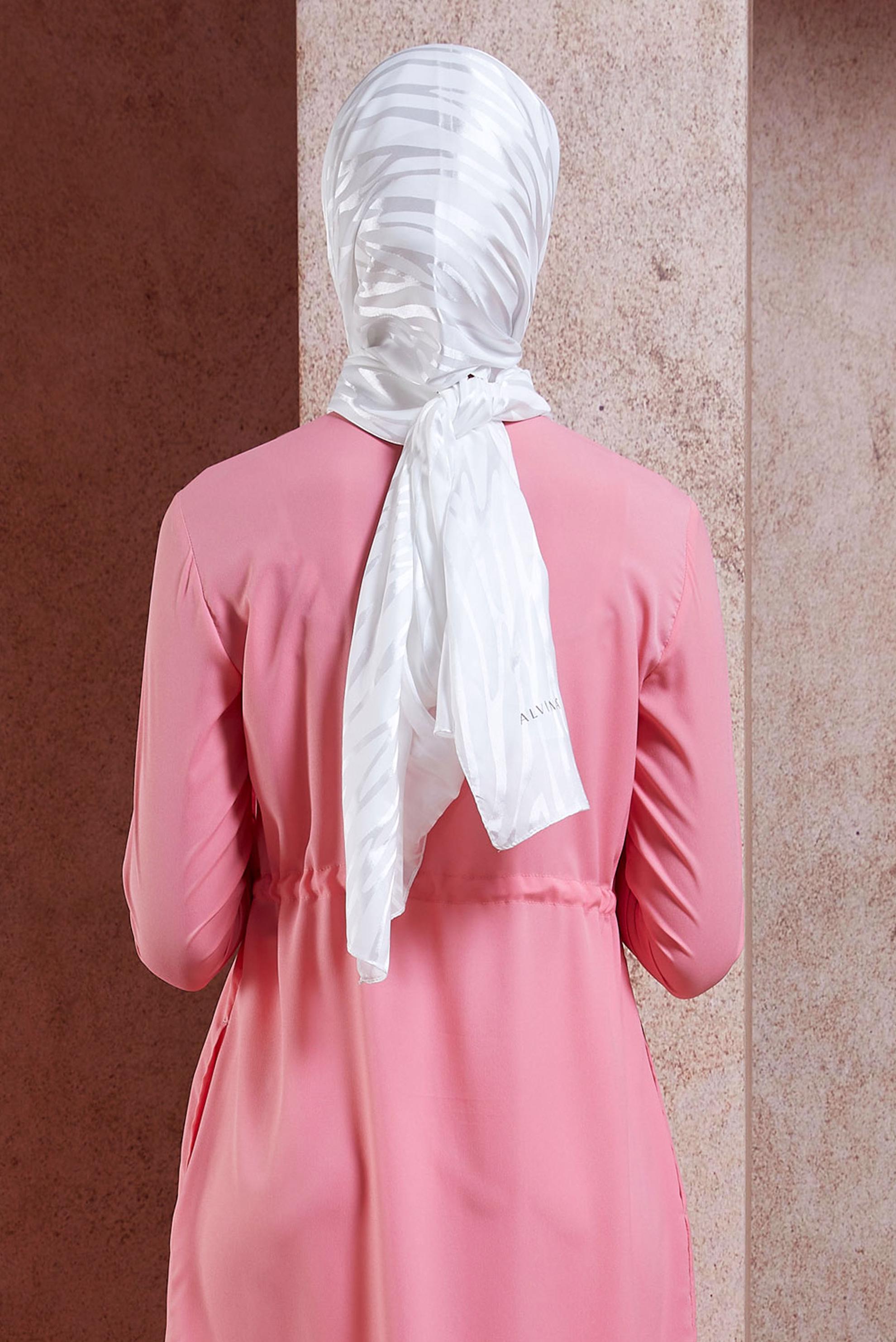 Tesettür giyim EKRU ALVİNA JAKAR ŞAL 8448