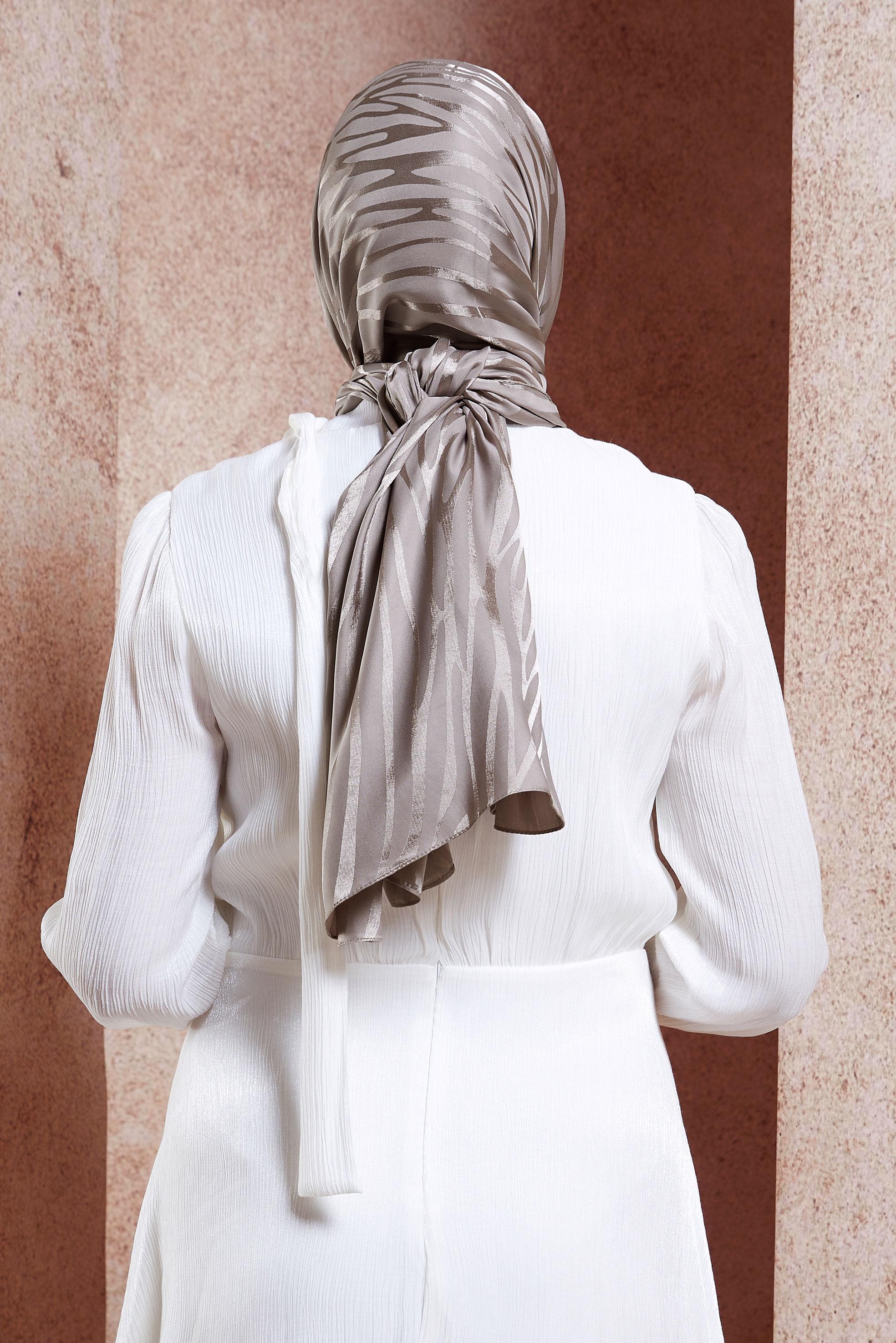 Tesettür giyim VİZON ALVİNA JAKAR ŞAL 8448