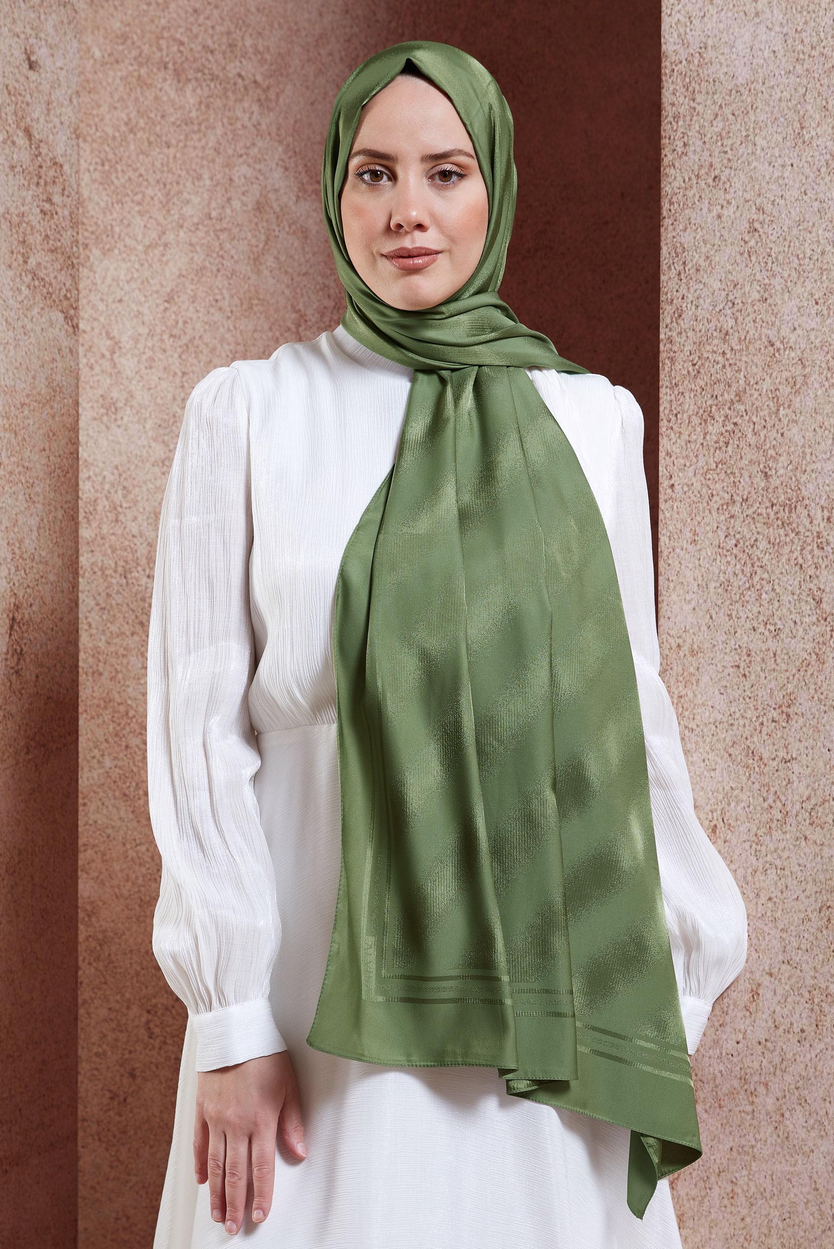 Tesettür giyim HAKİ ALVİNA JAKAR ŞAL 8449