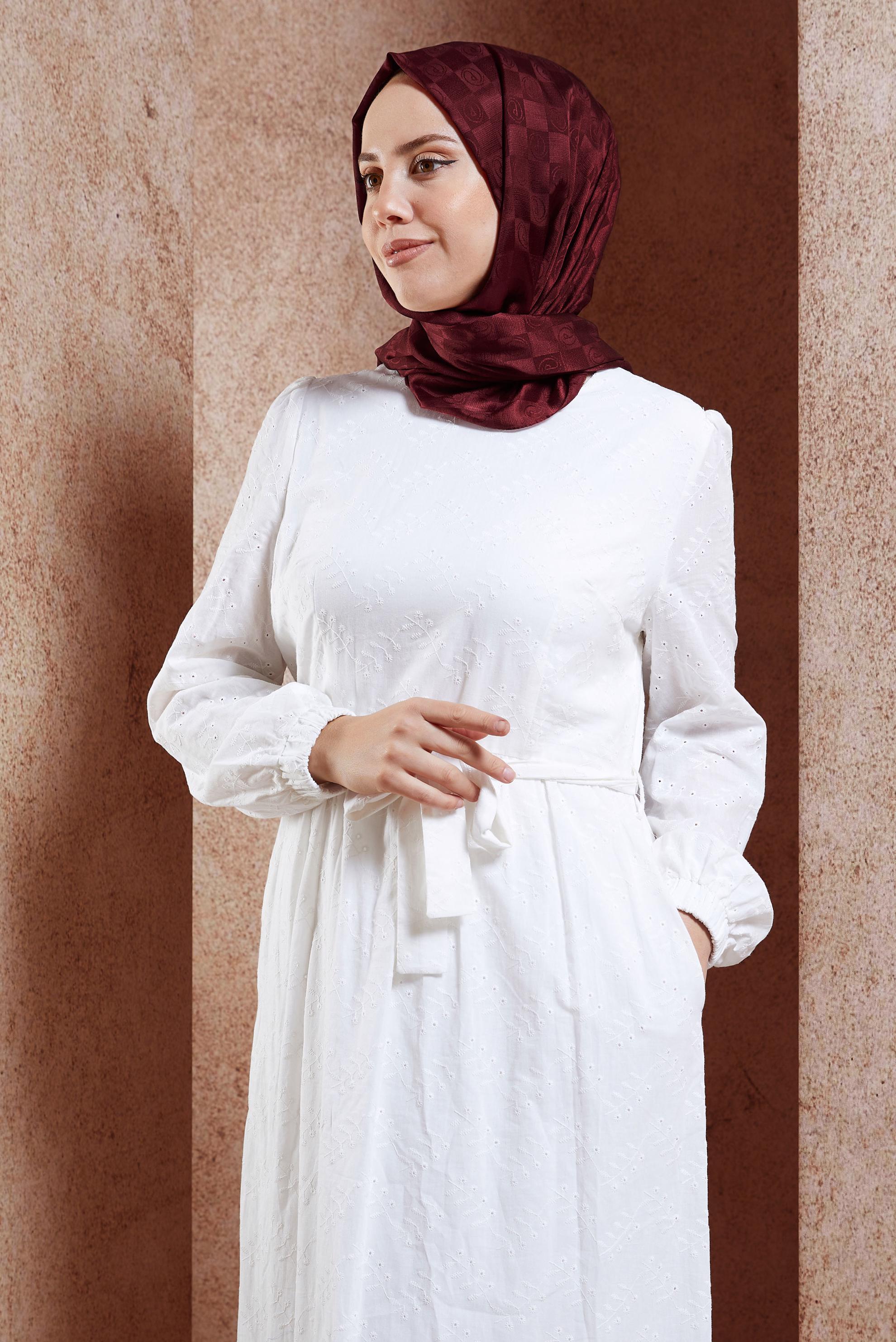 Tesettür giyim BORDO ALVİNA MONOGRAM ŞAL 8450