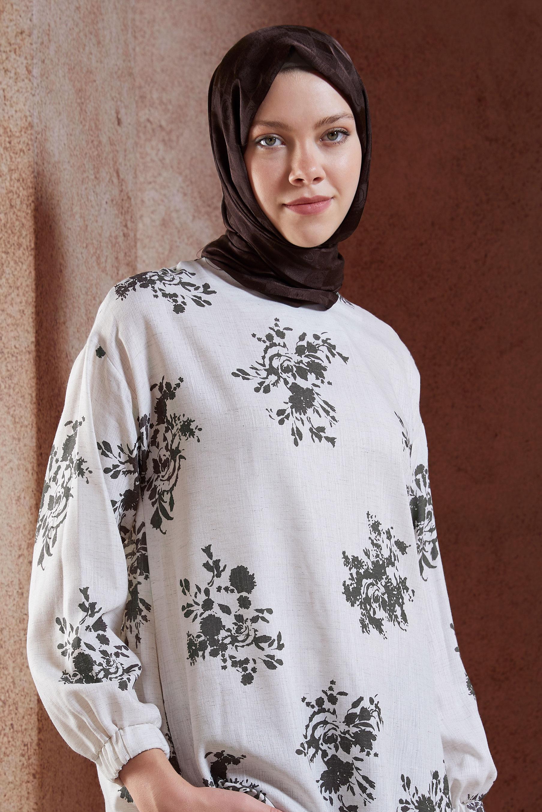 Tesettür giyim KAHVE ALVİNA MONOGRAM ŞAL 8450