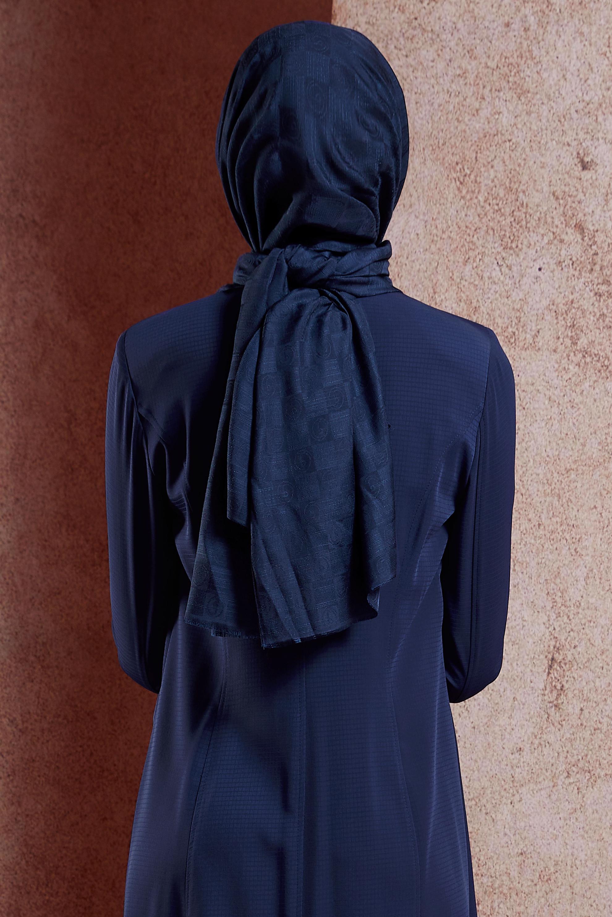 Tesettür giyim LACİVERT ALVİNA MONOGRAM ŞAL 8450