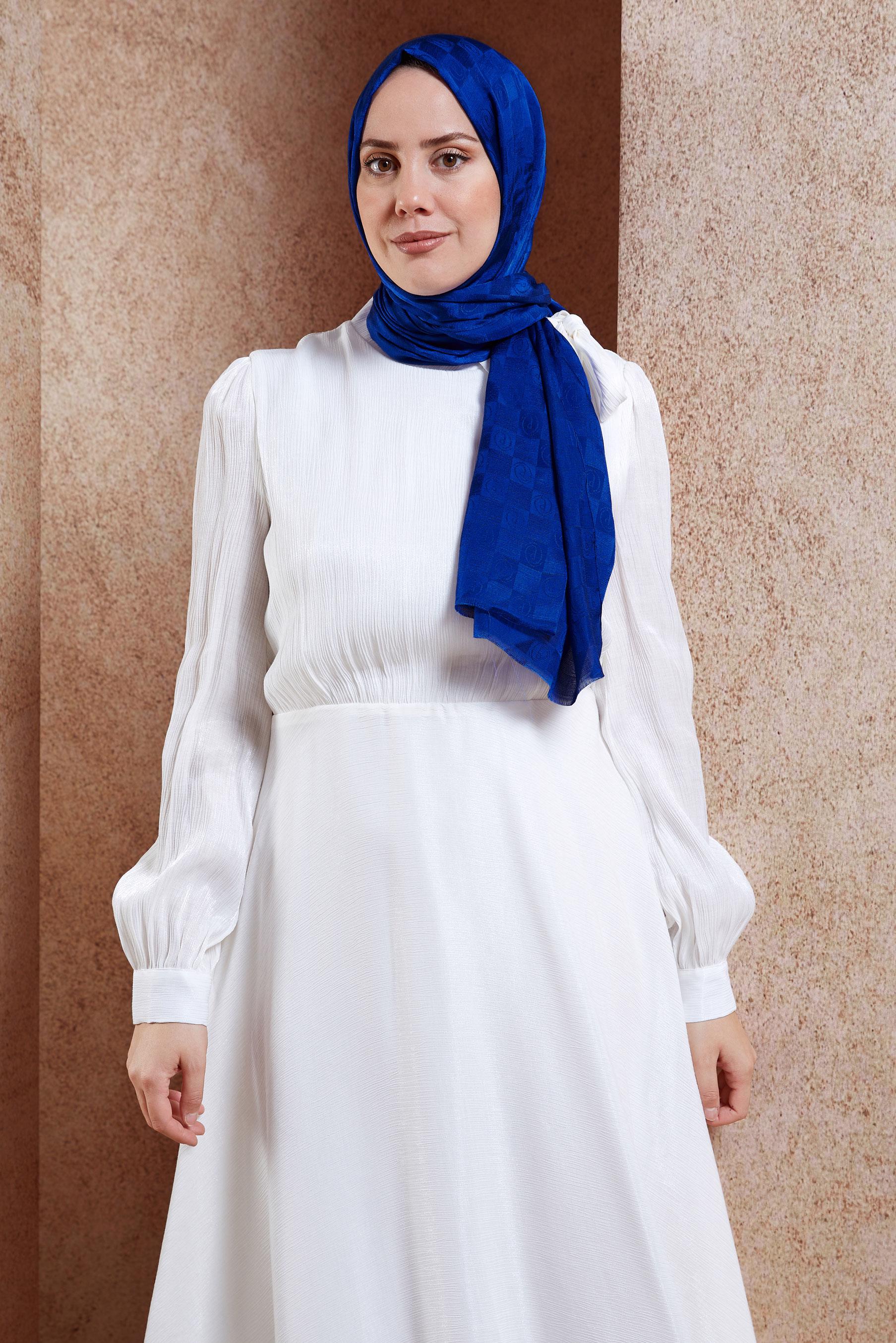 Tesettür giyim LACİVERT ALVİNA MONOGRAM ŞAL 8450