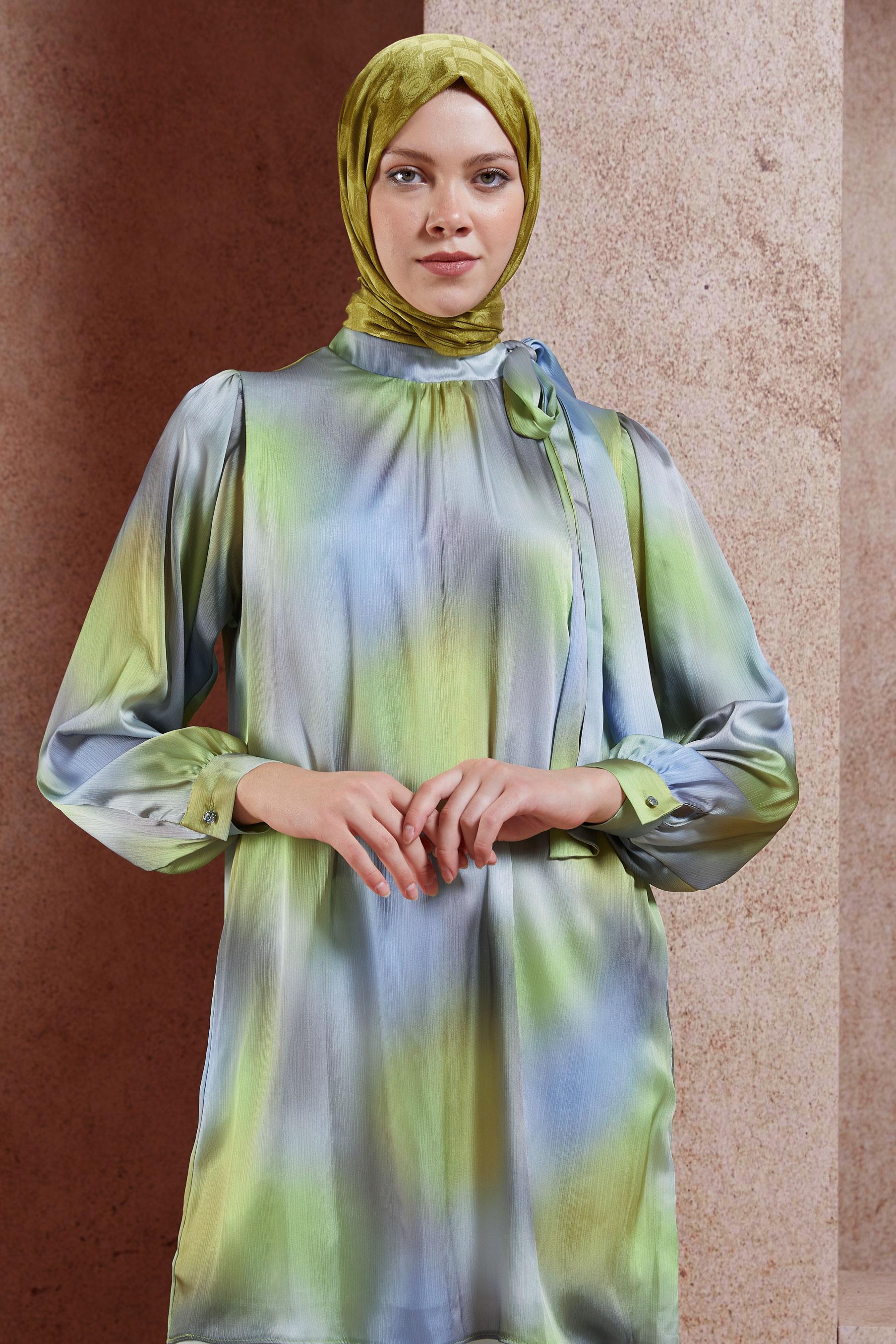 Tesettür giyim YEŞİL ALVİNA MONOGRAM ŞAL 8450