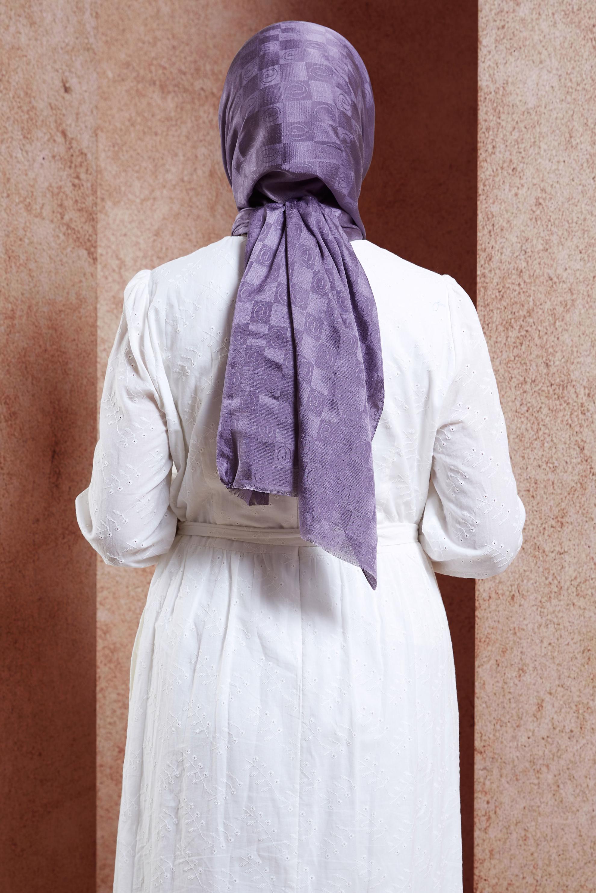 Tesettür giyim MOR ALVİNA MONOGRAM ŞAL 8450