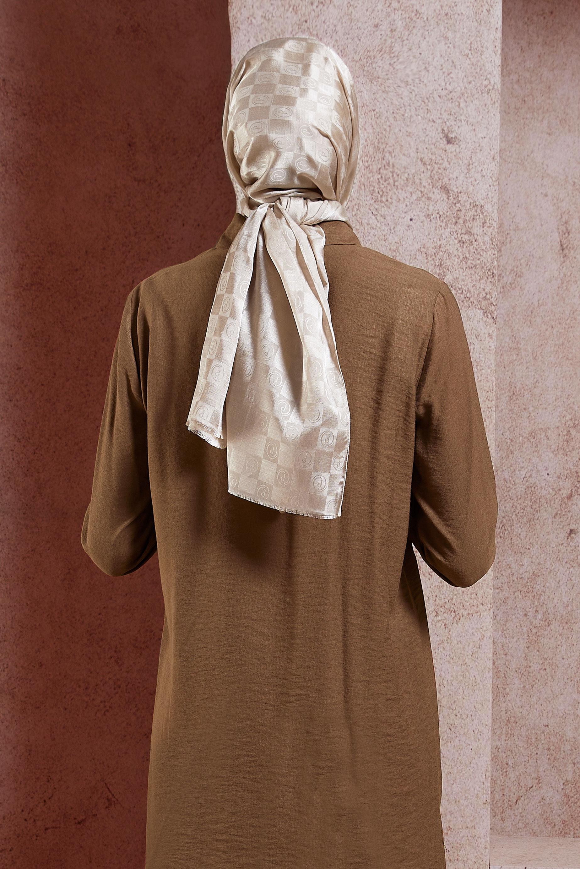 Tesettür giyim KUM ALVİNA MONOGRAM ŞAL 8450