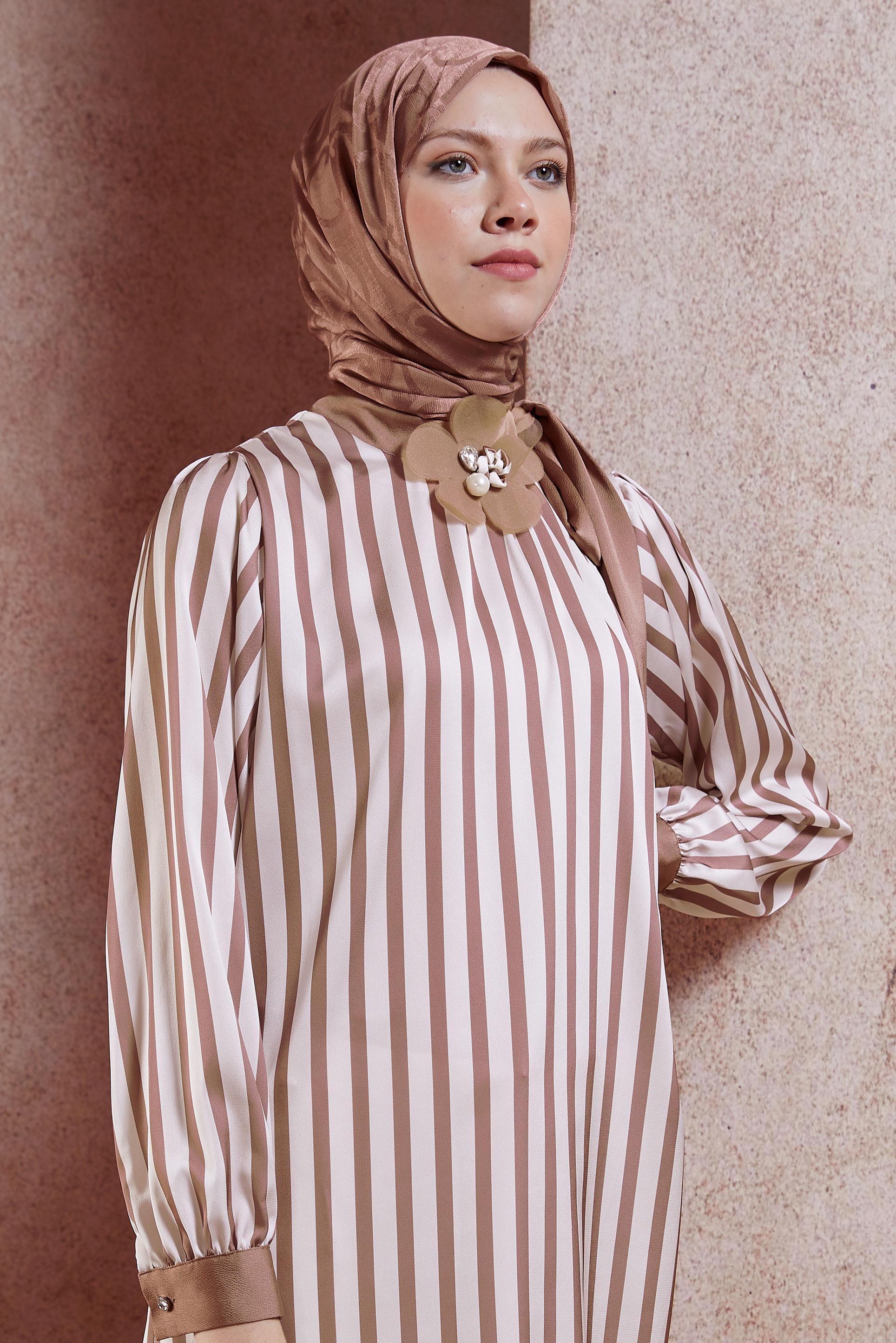 Tesettür giyim PEMBE ALVİNA JAKAR ŞAL 8453