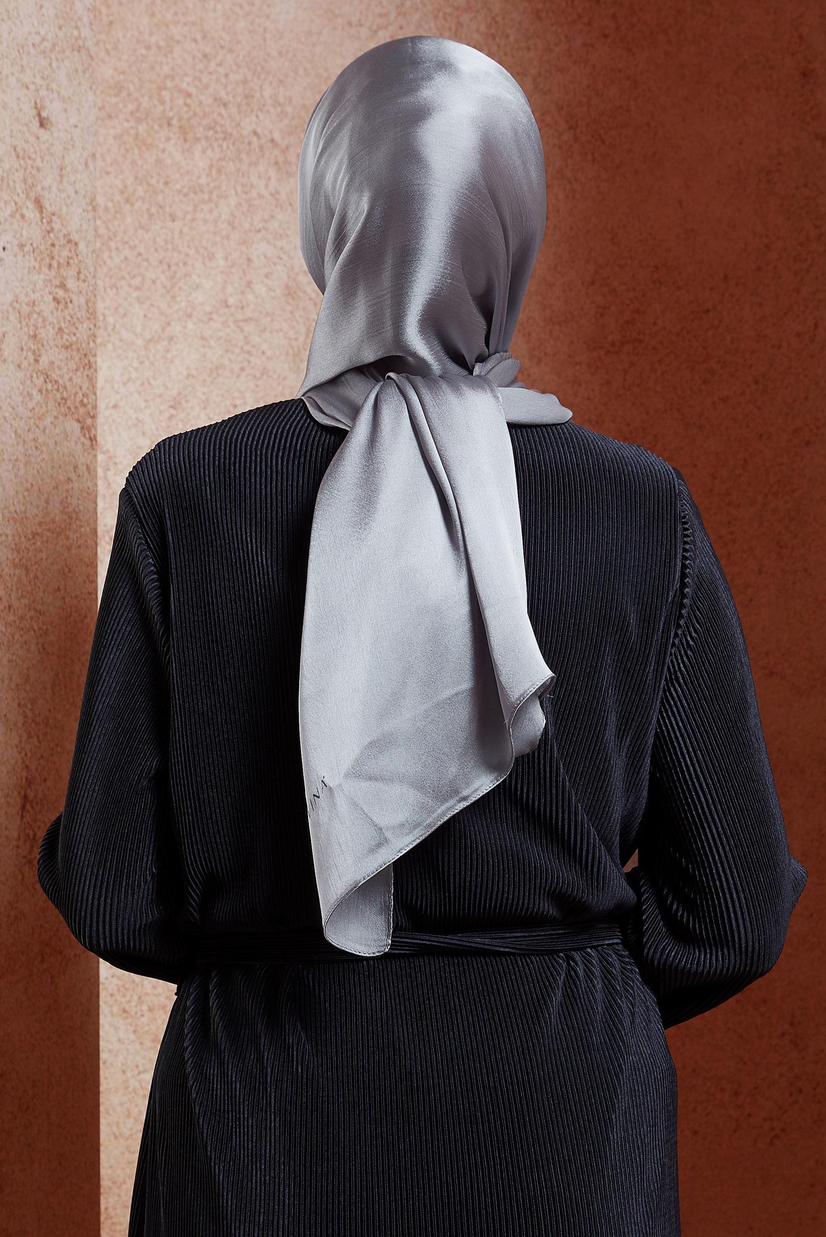 Tesettür giyim GRİ ALVİNA DÜZ ŞAL 8456