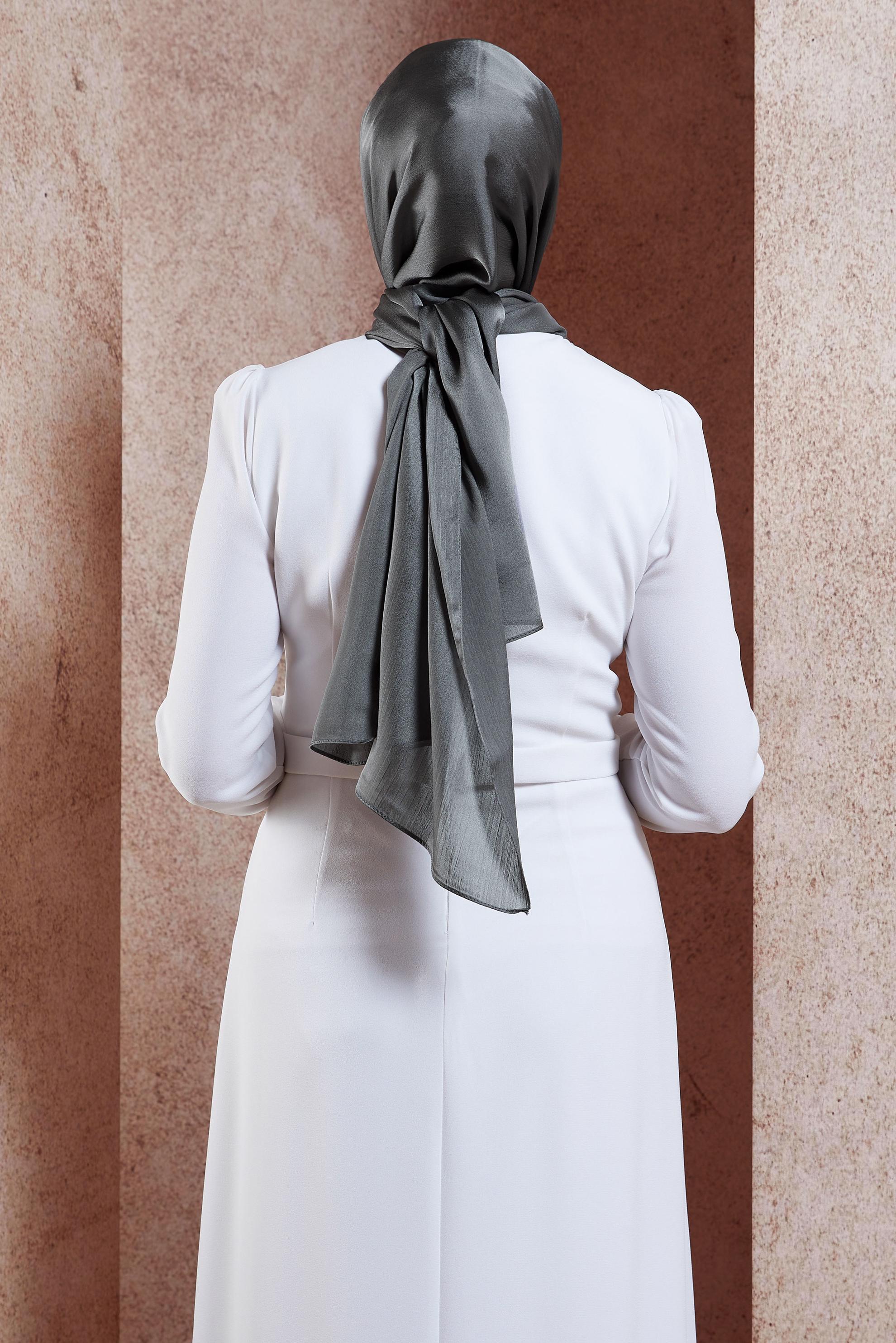 Tesettür giyim GRİ ALVİNA DÜZ ŞAL 8456