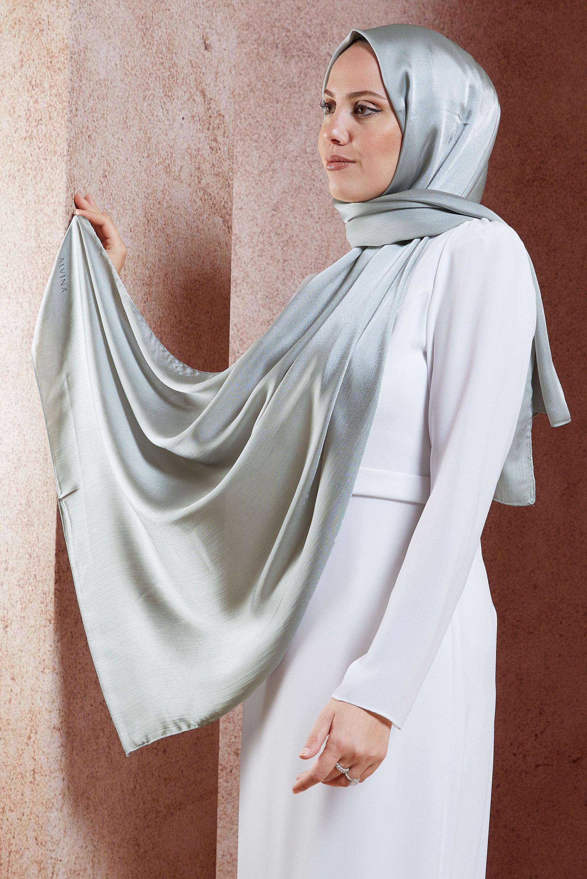 Tesettür giyim GÜMÜŞ ALVİNA DÜZ ŞAL 8456