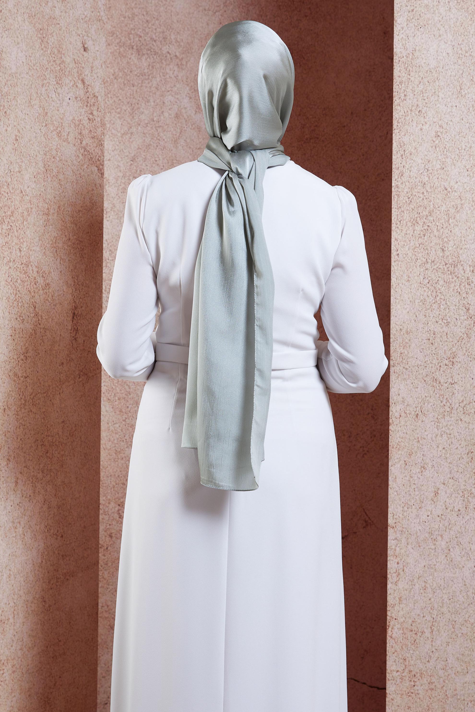 Tesettür giyim GÜMÜŞ ALVİNA DÜZ ŞAL 8456