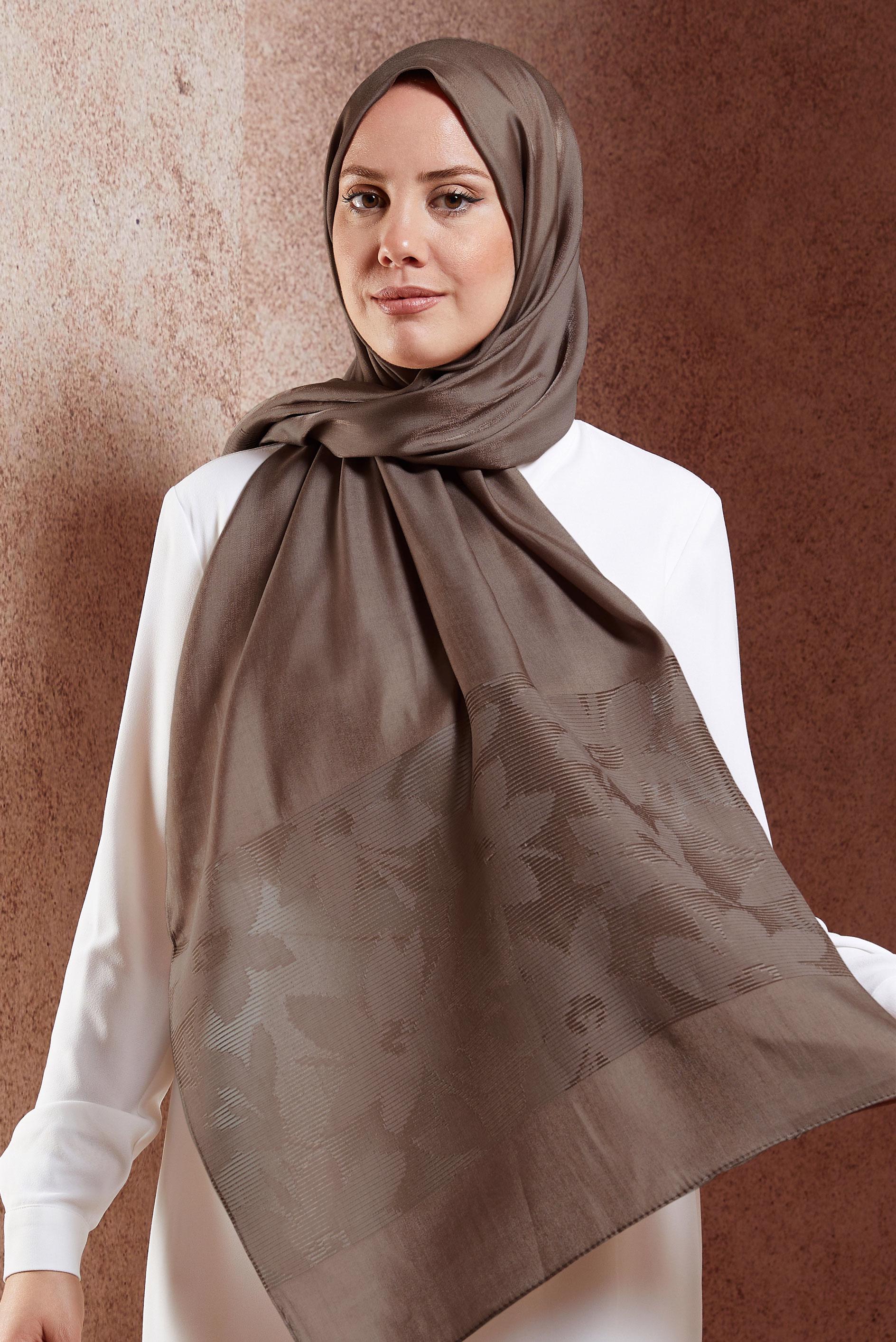 Tesettür giyim VİZON ALVİNA ŞAL 8458