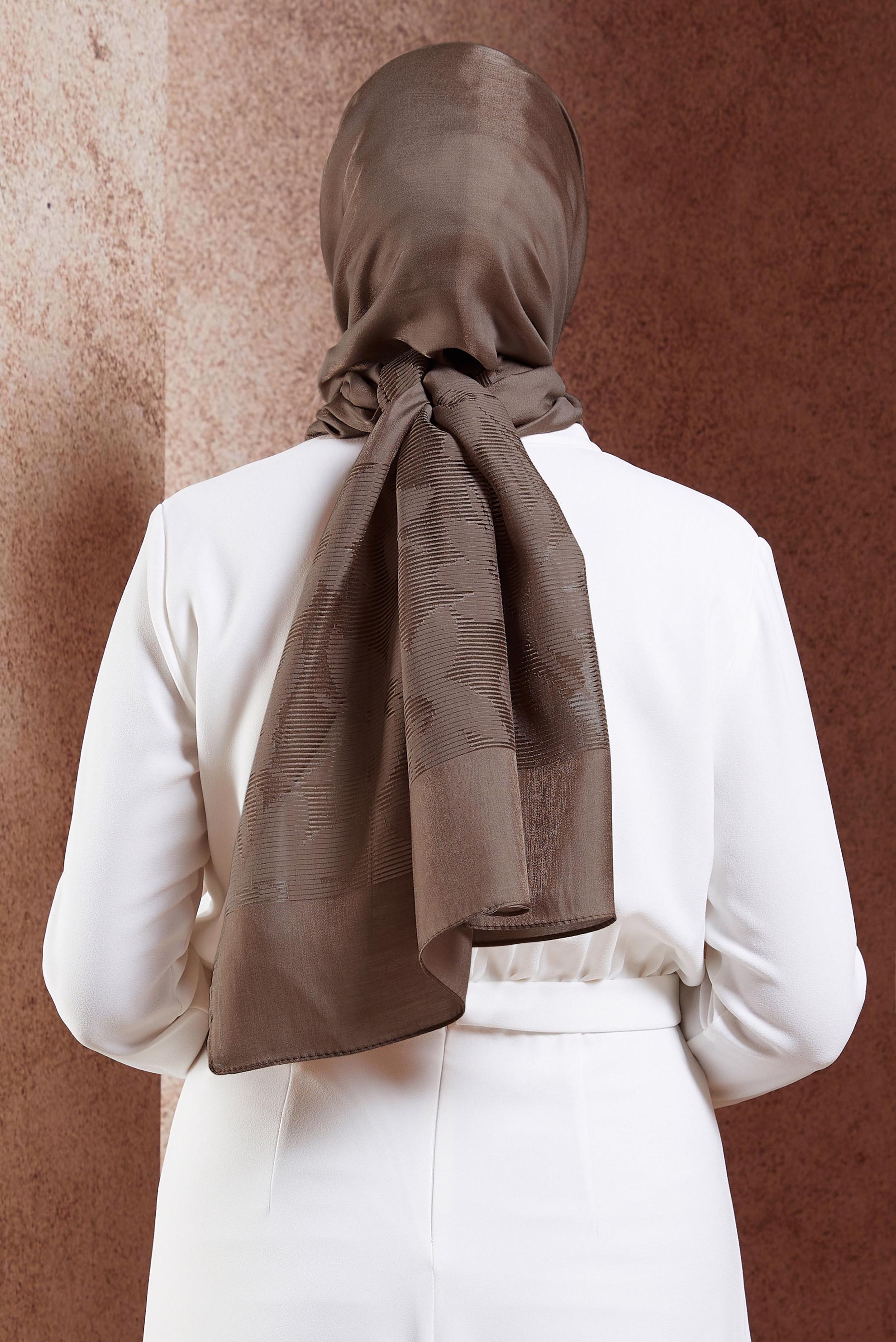 Tesettür giyim VİZON ALVİNA ŞAL 8458