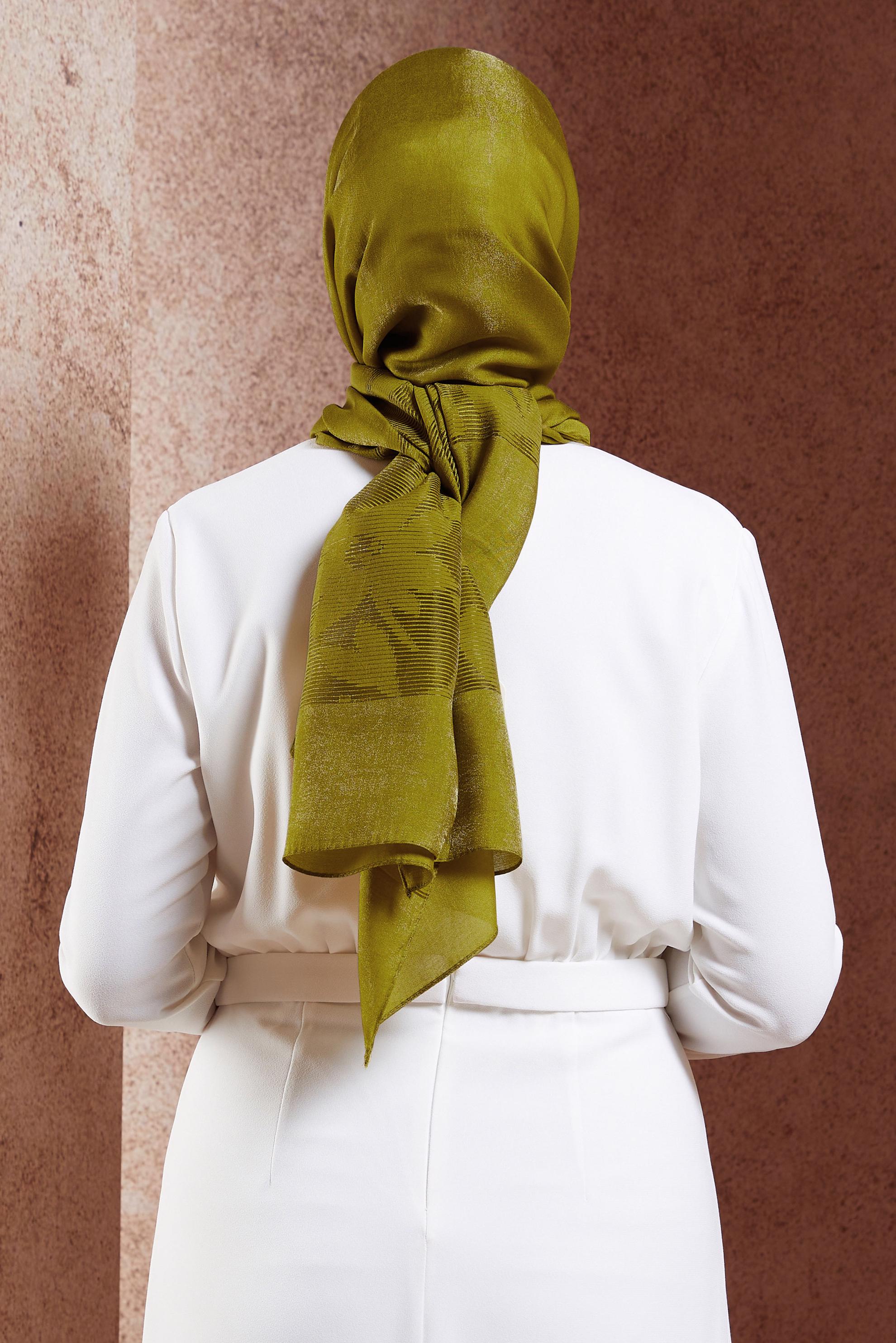 Tesettür giyim YEŞİL ALVİNA ŞAL 8458