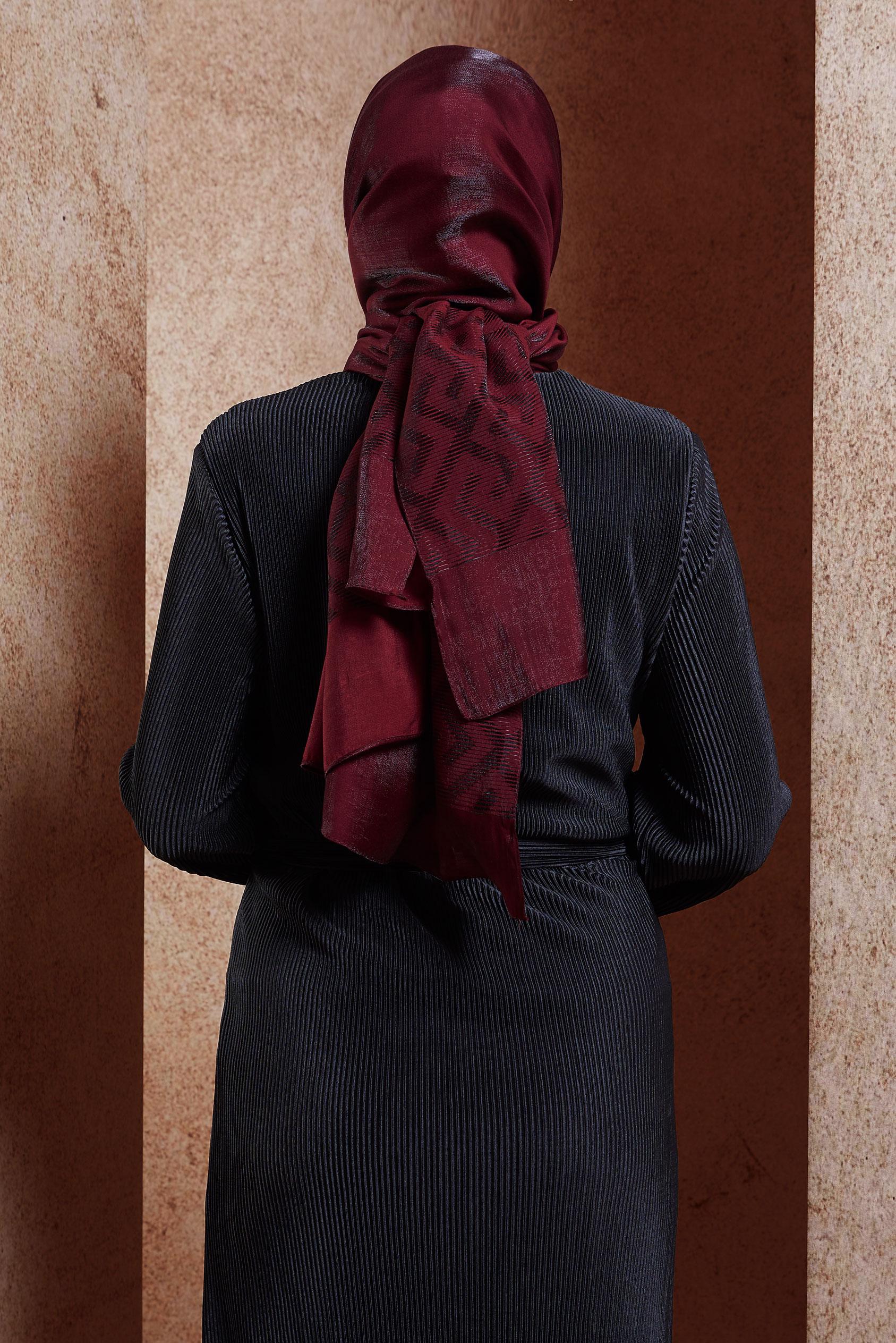 Tesettür giyim BORDO ALVİNA MOZAİK DESEN ŞAL 8459