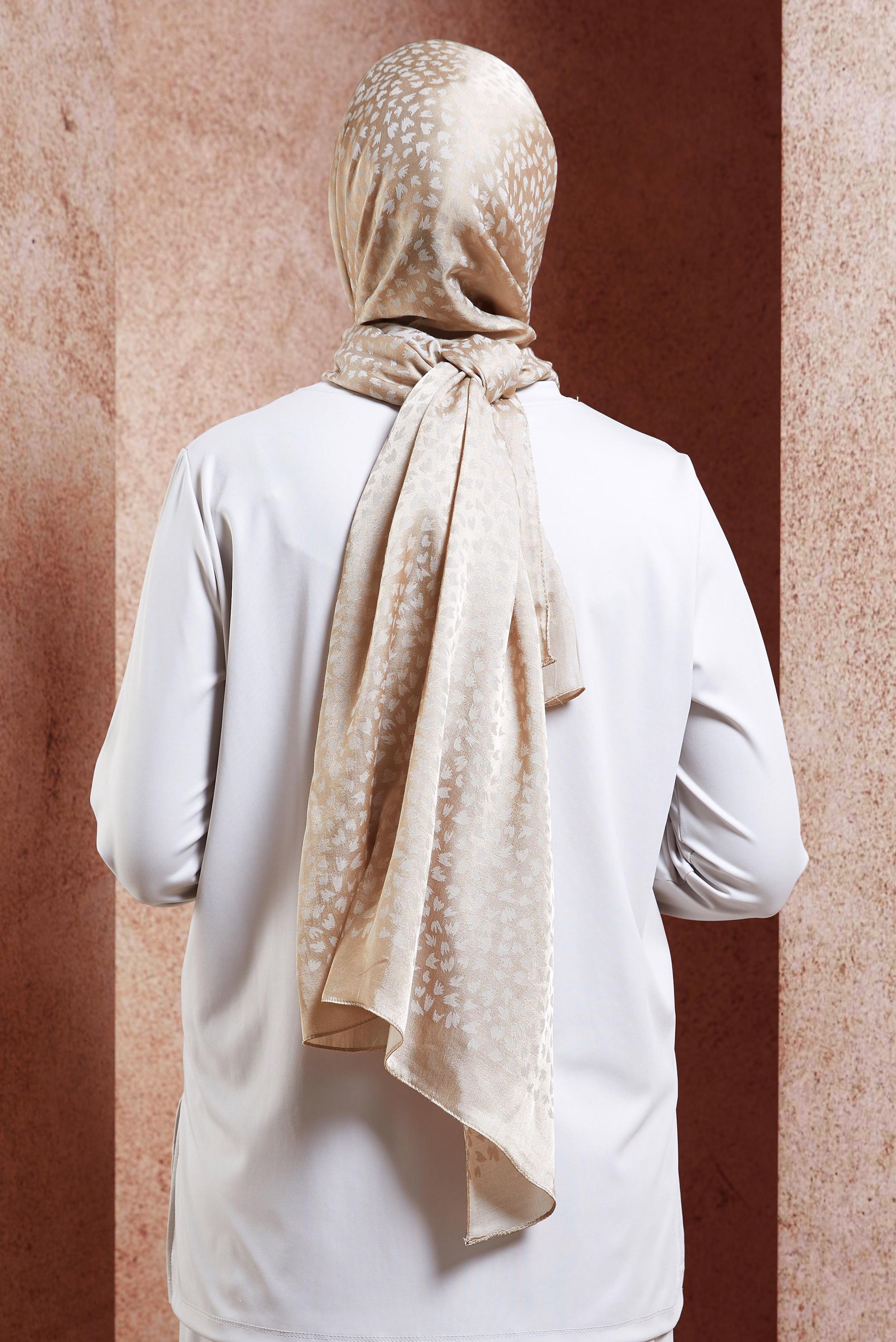 Vêtements hijab BEIGE CHÂLE À MOTIFS ALVINA 8460