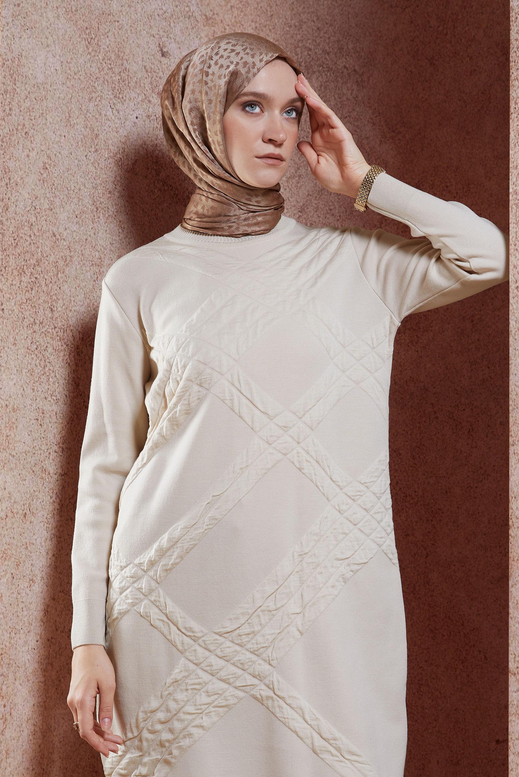 Hijab clothing BROWN ALVINA PATTERNED SHAWL 8460