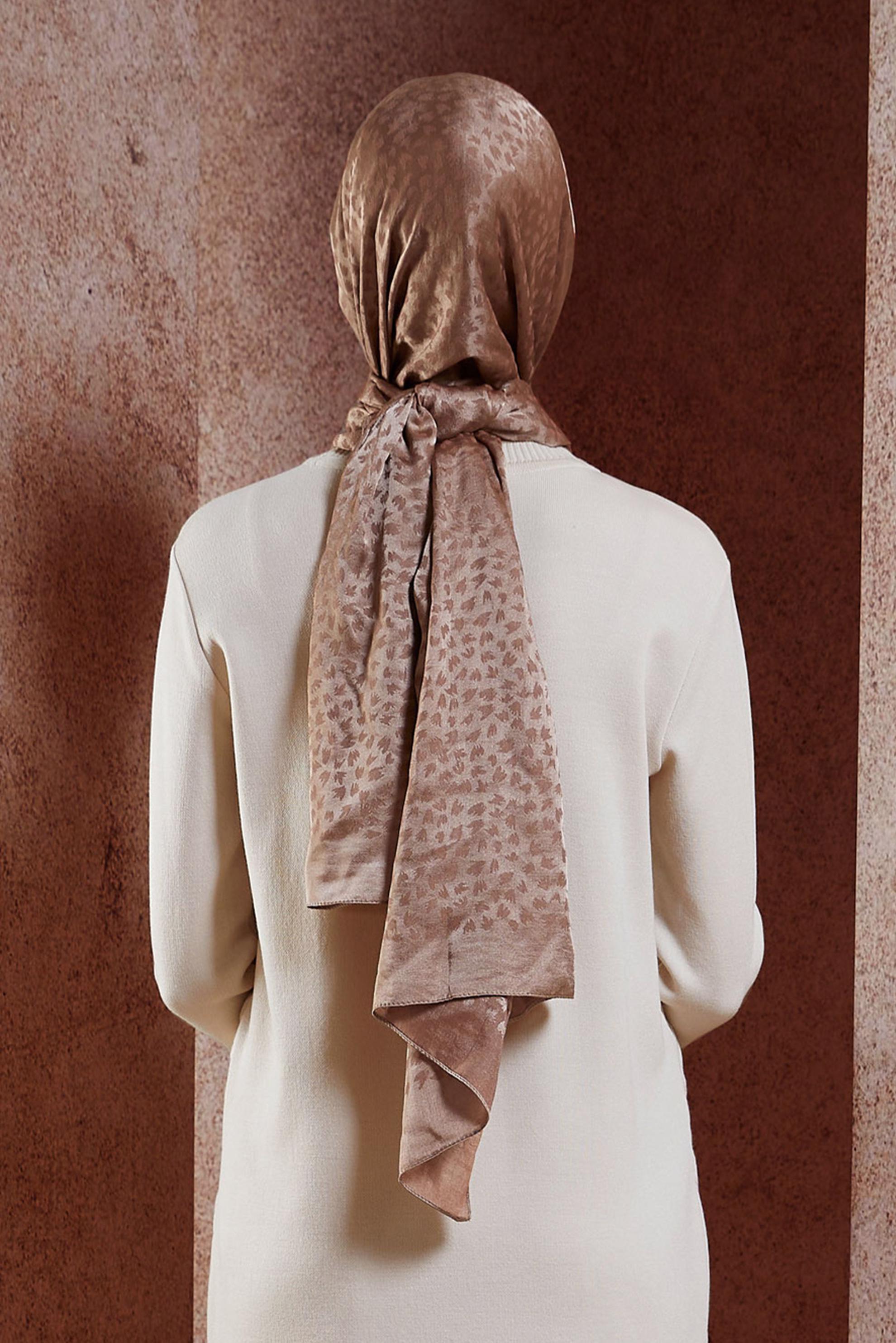 Hijab clothing BROWN ALVINA PATTERNED SHAWL 8460