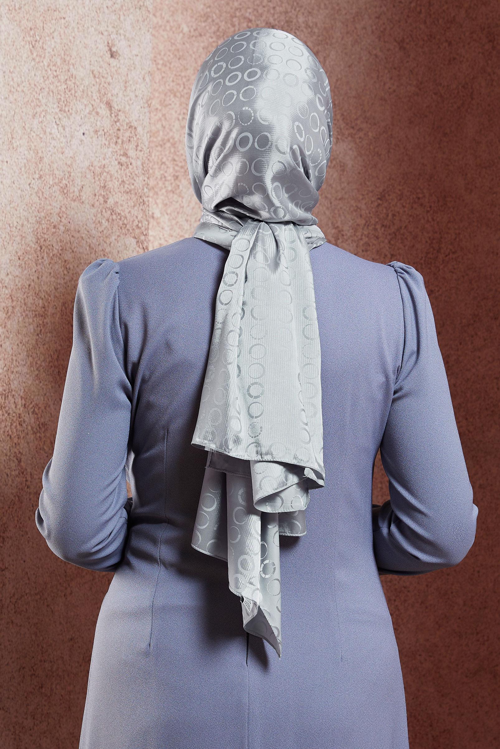 Tesettür giyim GRİ ALVİNA JAKARLI ŞAL 8463