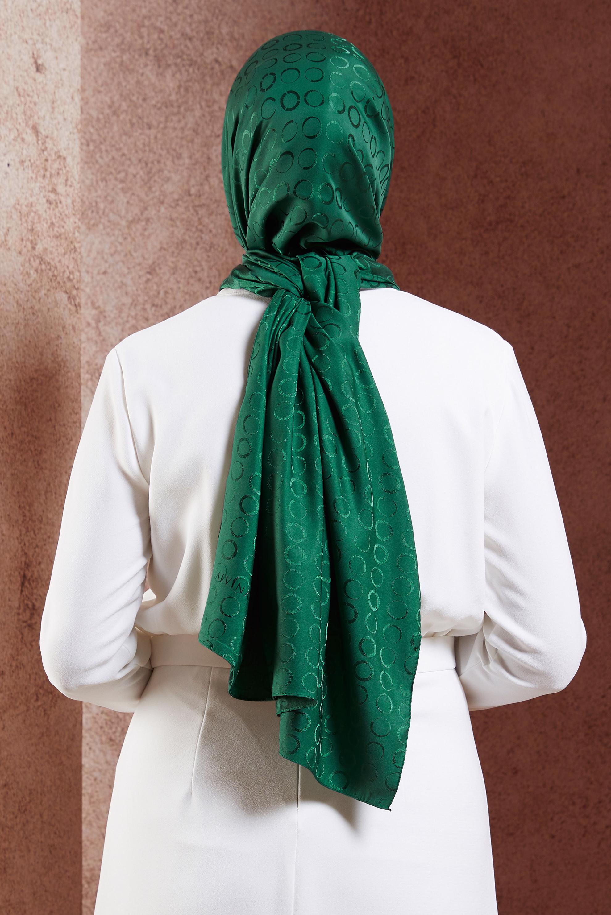 Tesettür giyim YEŞİL ALVİNA JAKARLI ŞAL 8463