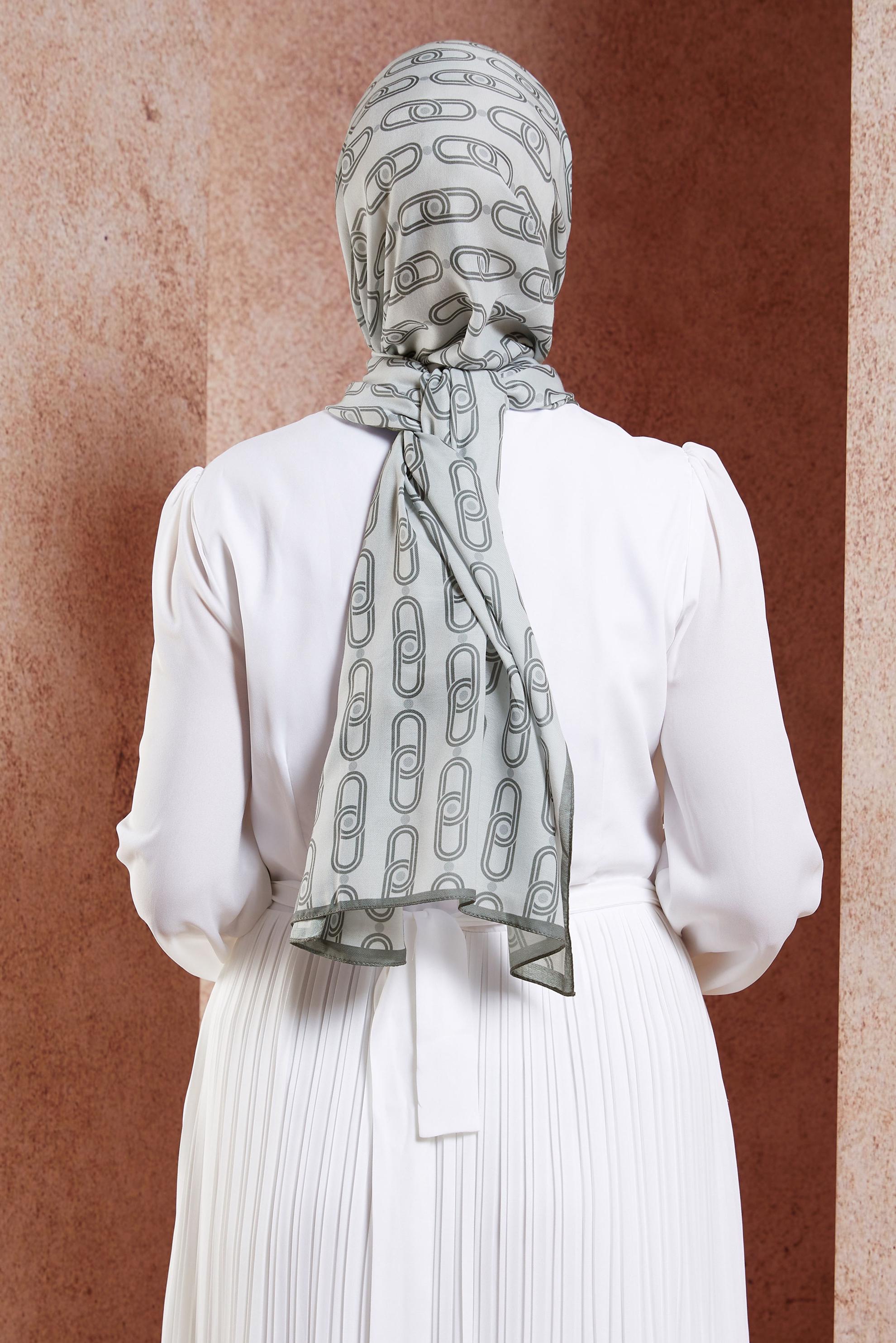 Tesettür giyim GÜMÜŞ ALVİNA DESENLİ ŞAL 95221