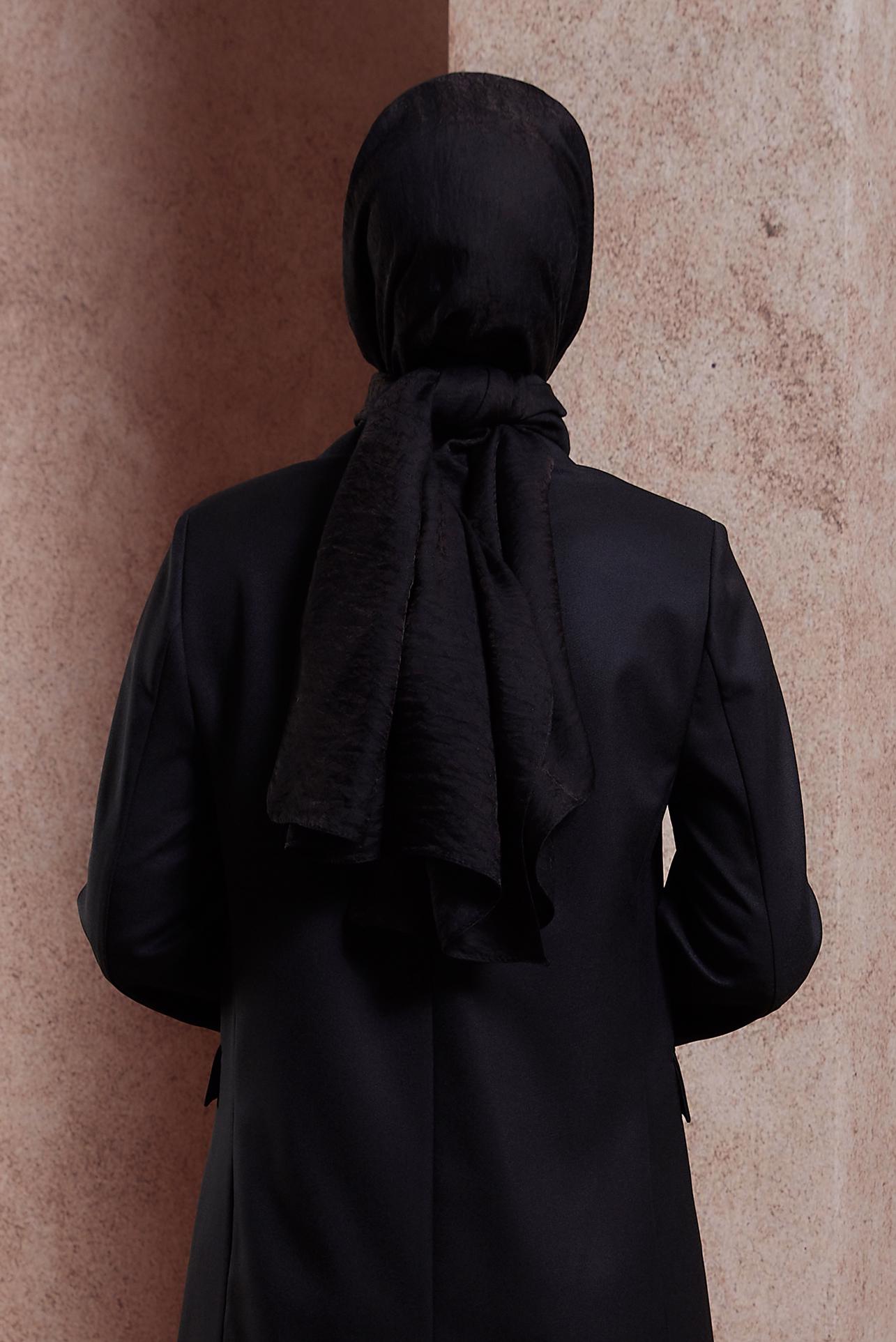 Tesettür giyim SİYAH ALVİNA JAKARLI ŞAL 8427